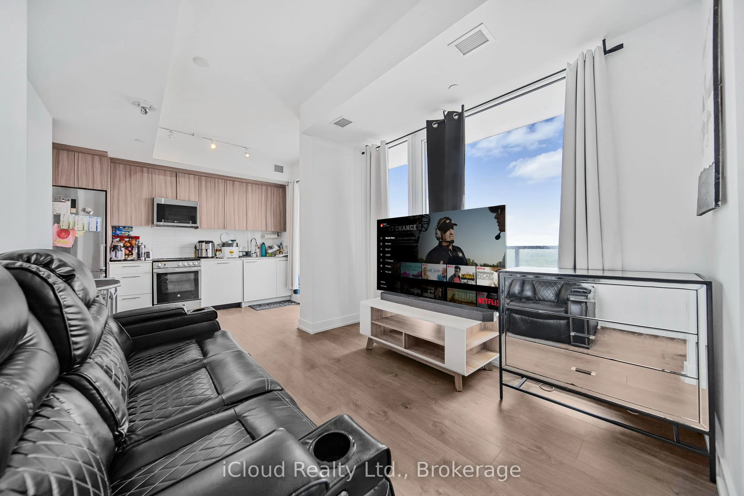 215 Veterans Drive, #709