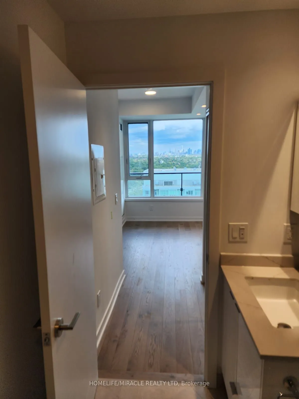 1926 Lakeshore Boulevard, #2805