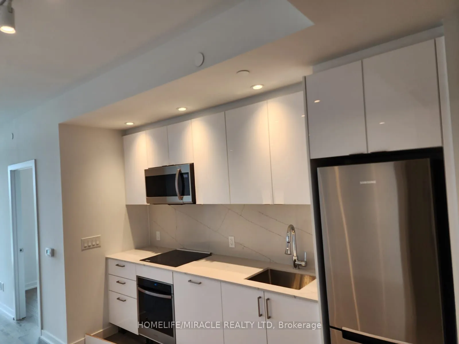 1926 Lakeshore Boulevard, #2805