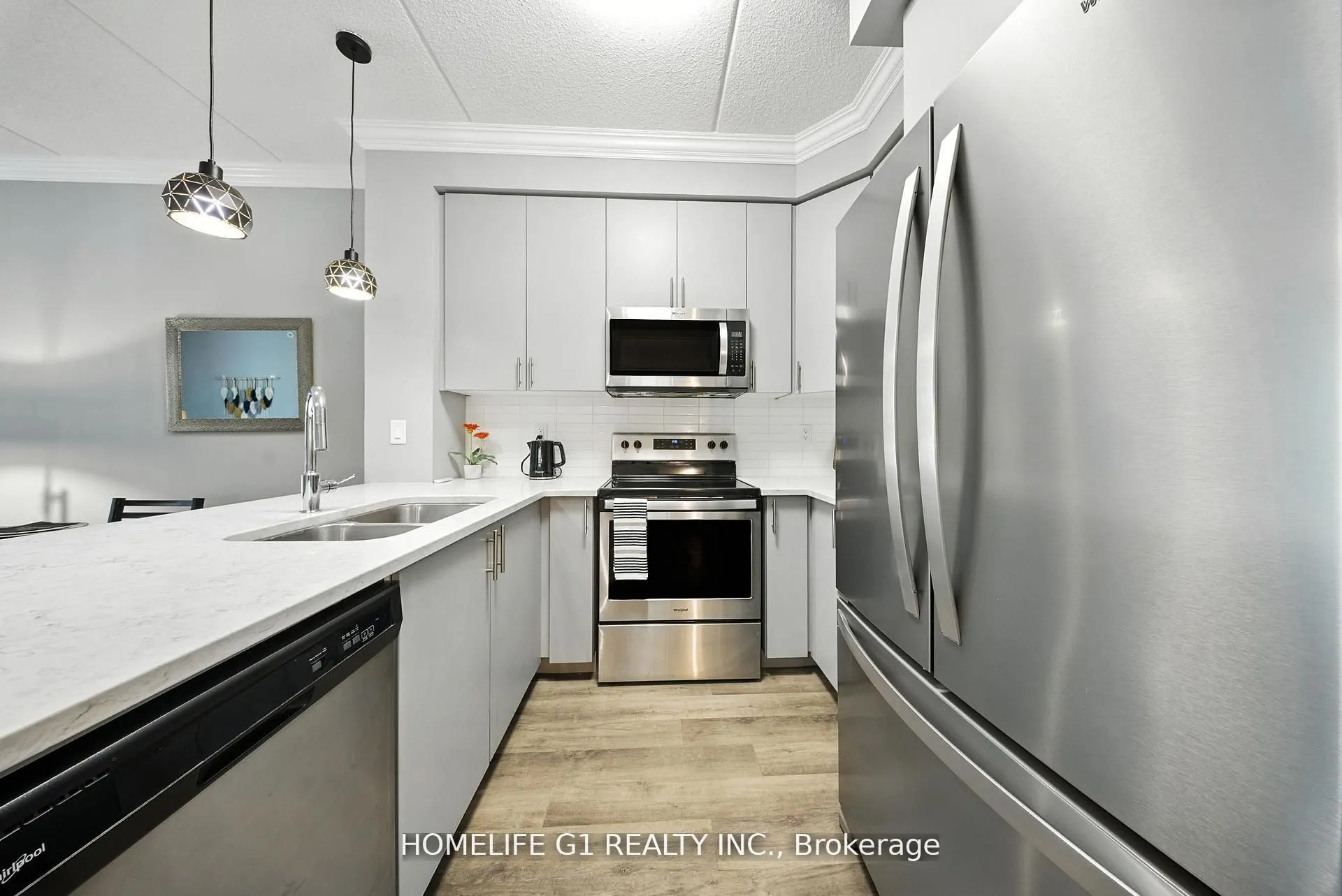 610 Farmstead Drive, #215