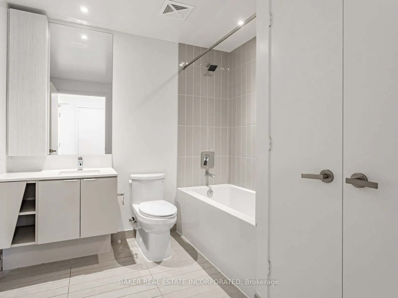3883 Quartz Road, #213