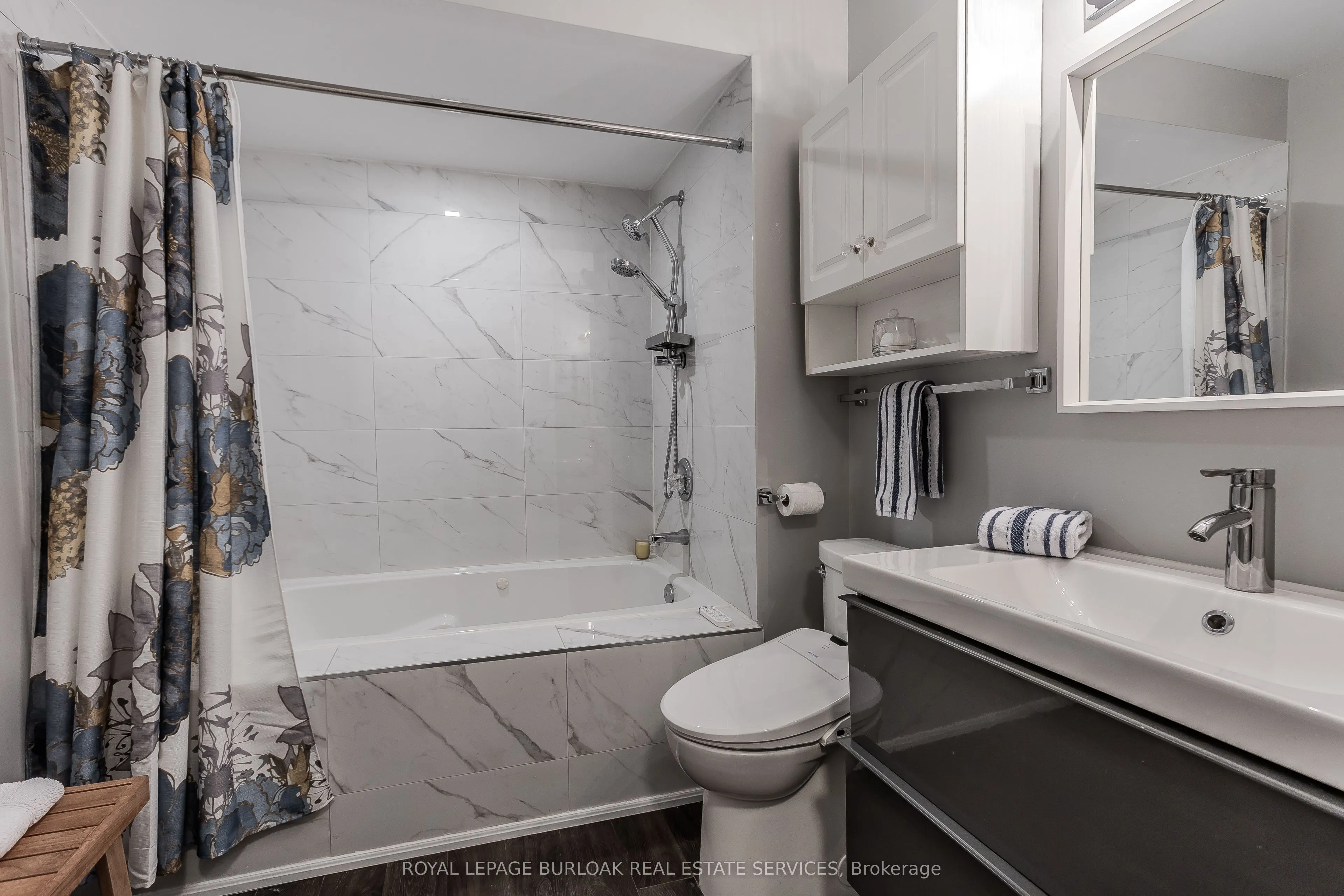 2350 New Street, #34