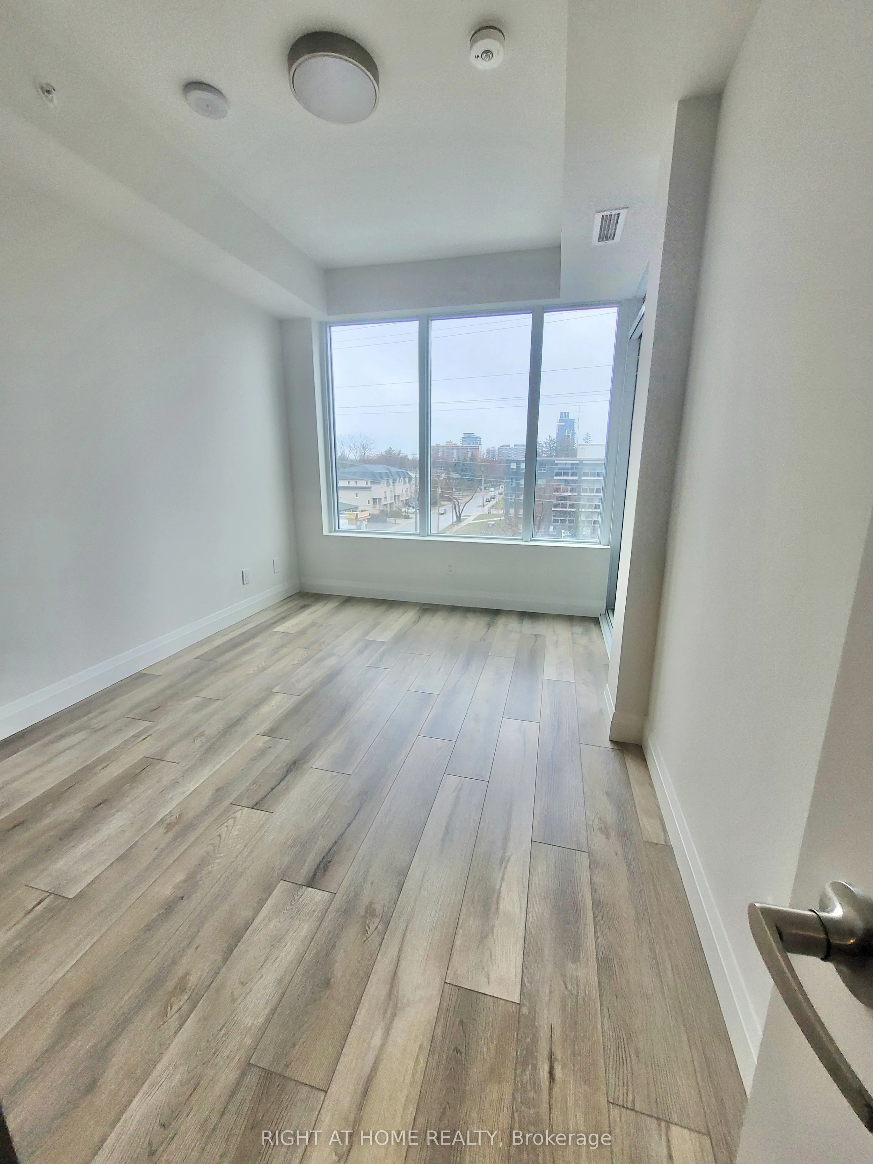 500 Brock Avenue, #404