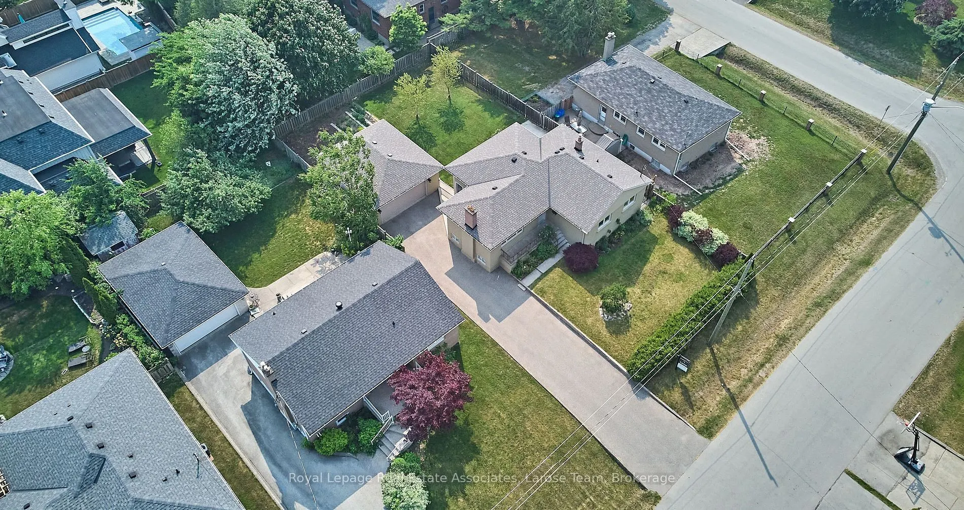236 Woodale Avenue