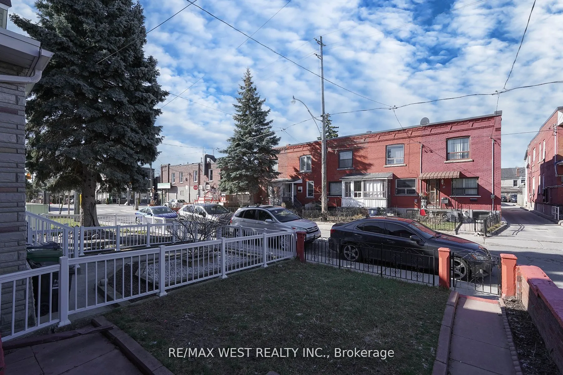 115 Edwin Avenue