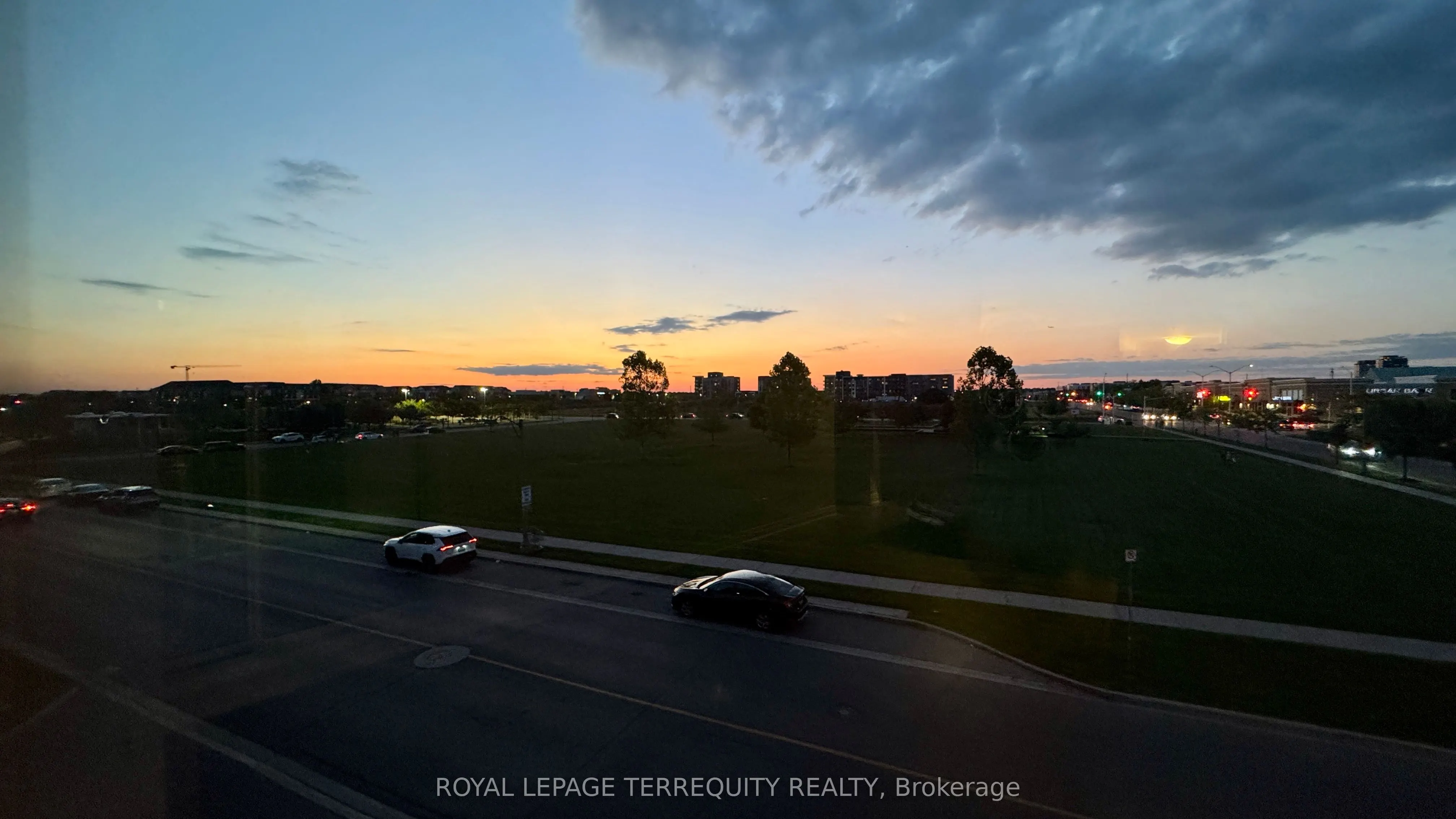 150 Oak Park Boulevard, #206