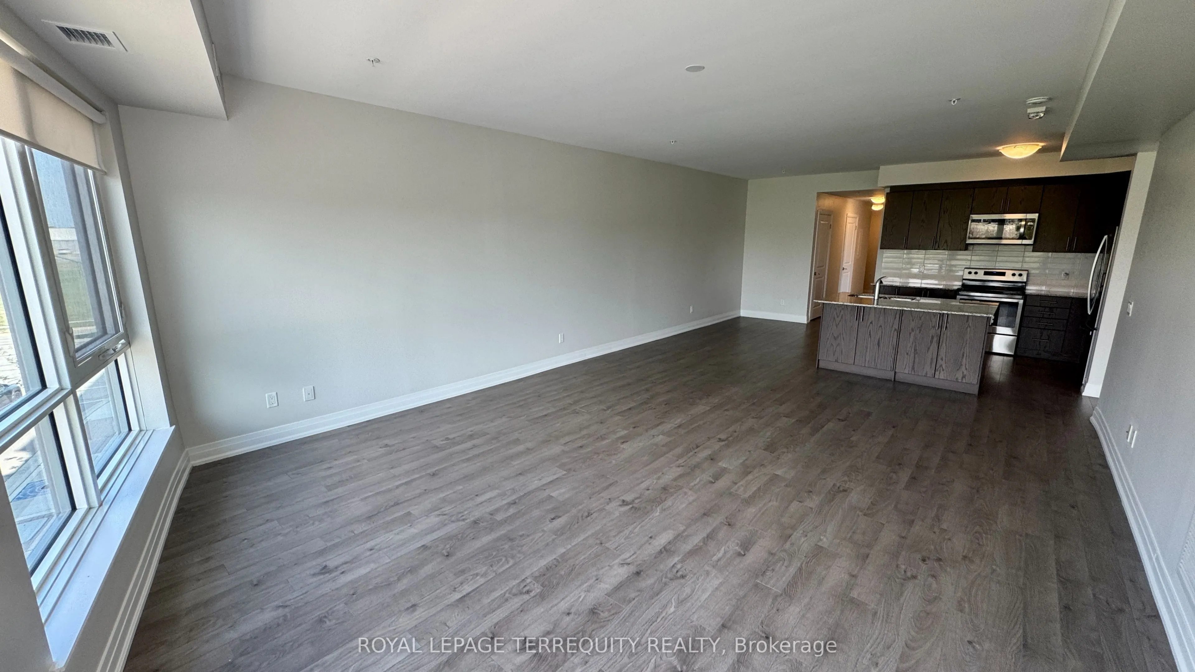 150 Oak Park Boulevard, #206