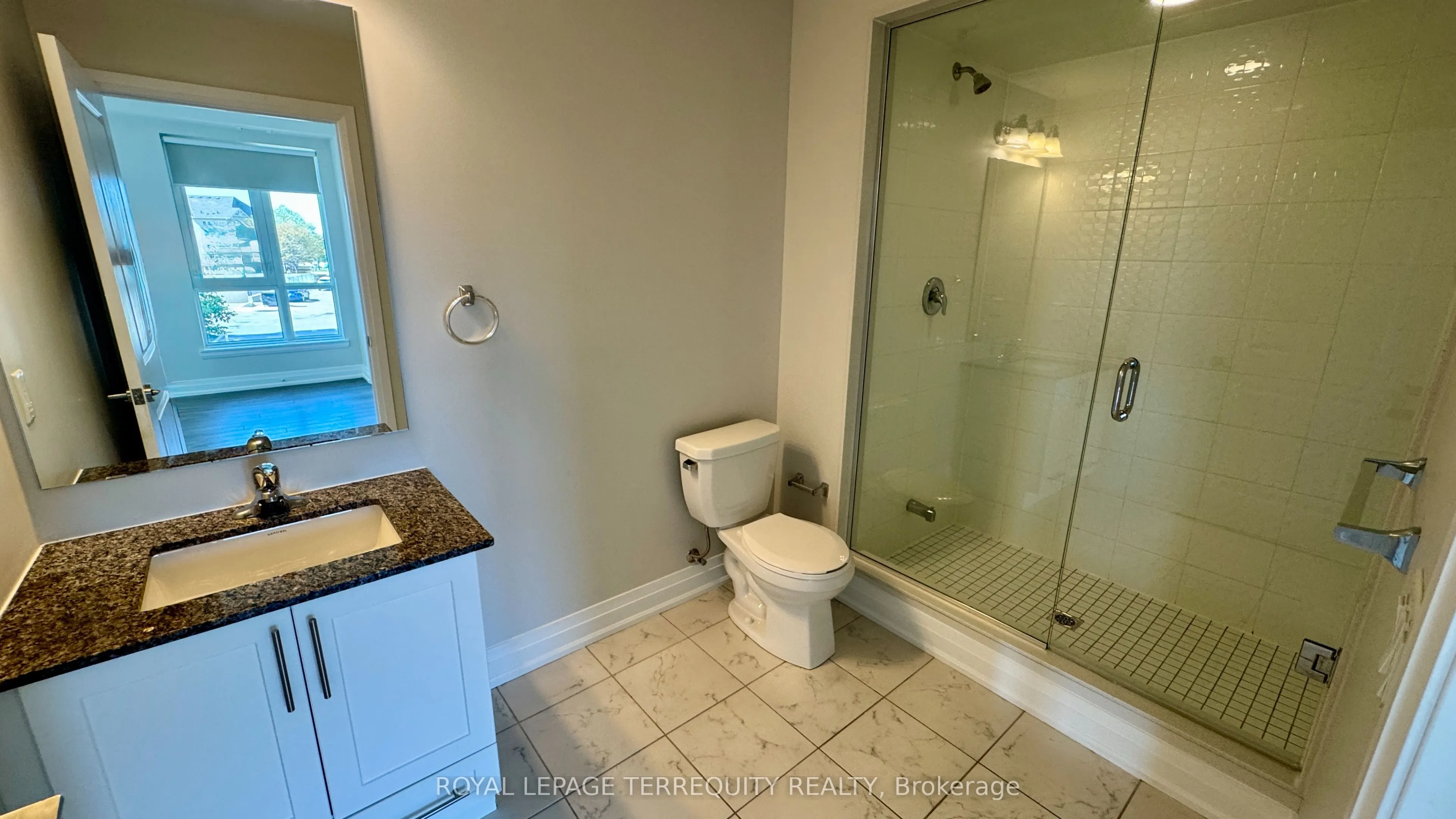 150 Oak Park Boulevard, #206