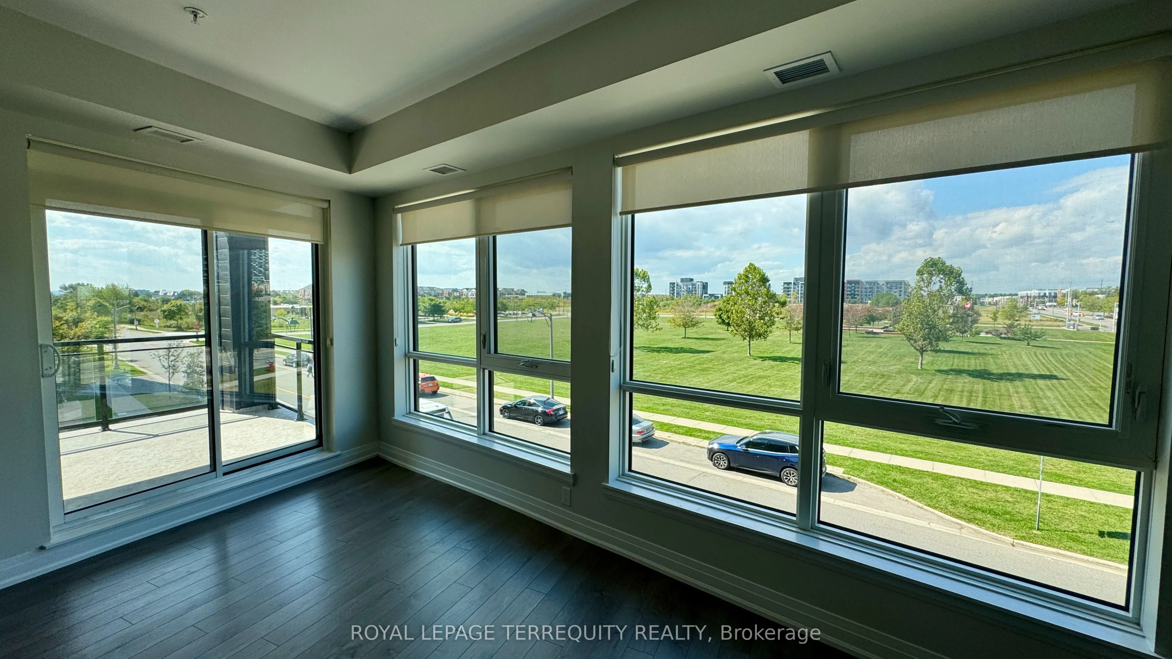 150 Oak Park Boulevard, #206