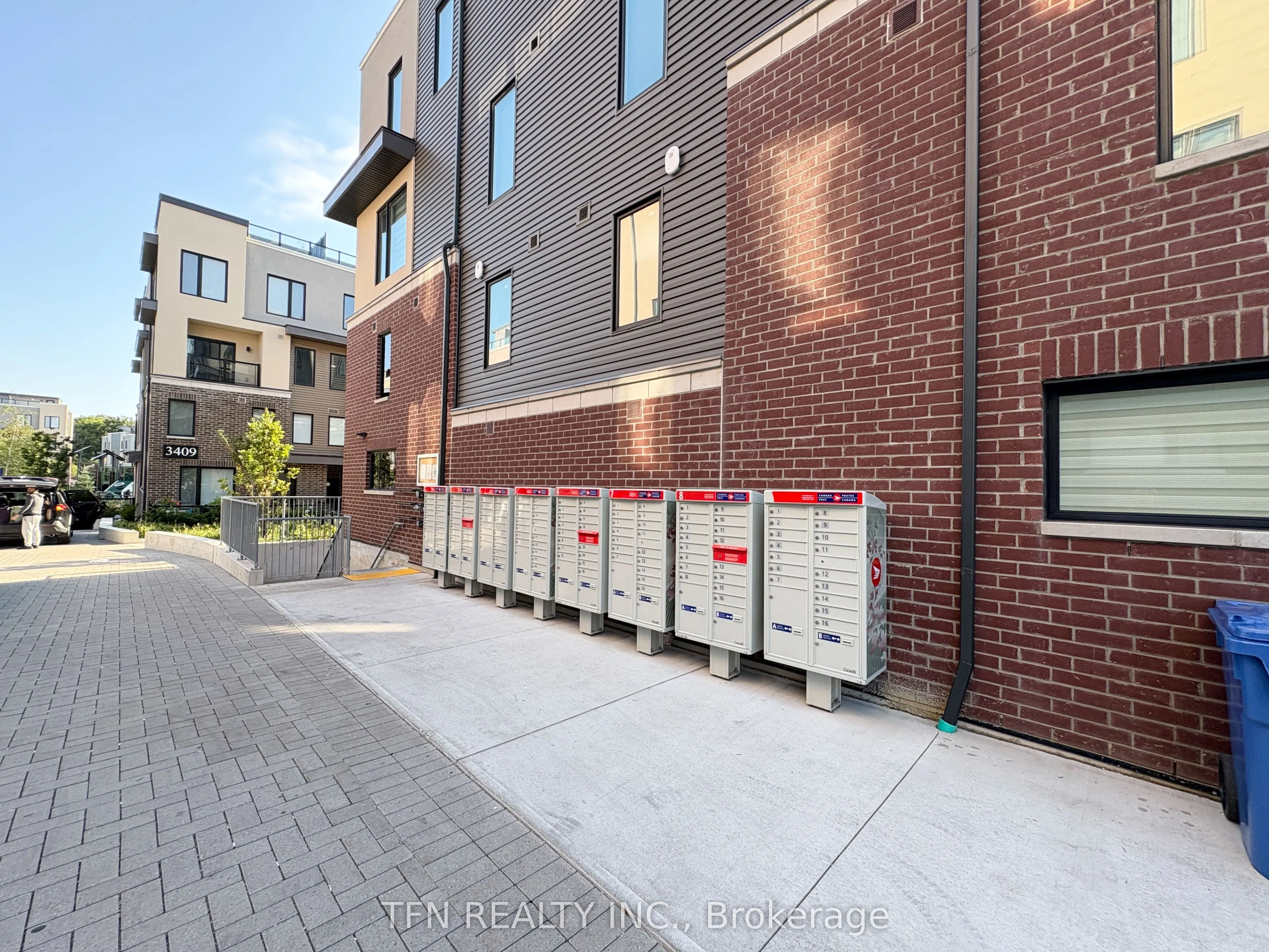 3401 Ridgeway Drive, #307