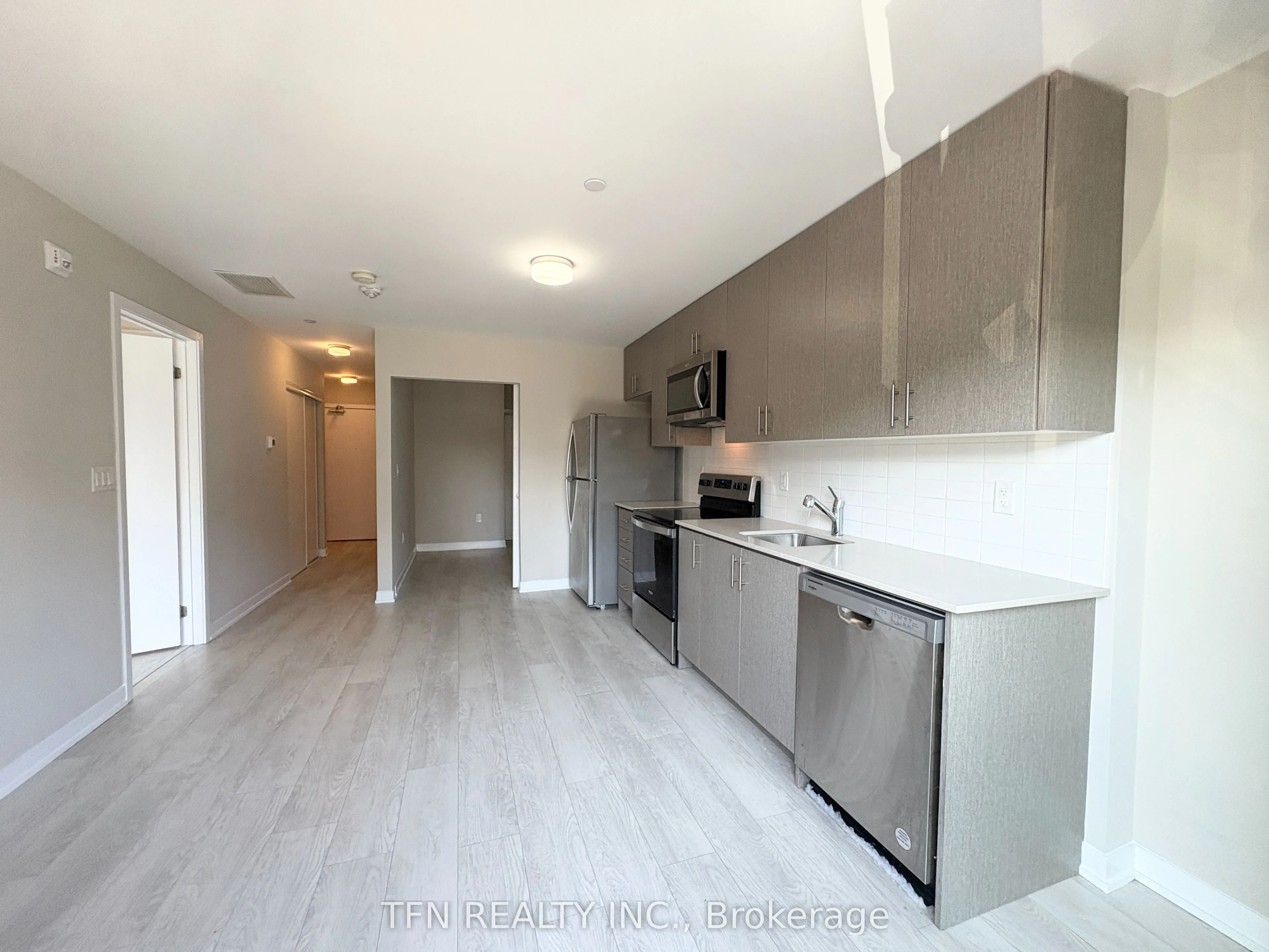 3401 Ridgeway Drive, #307