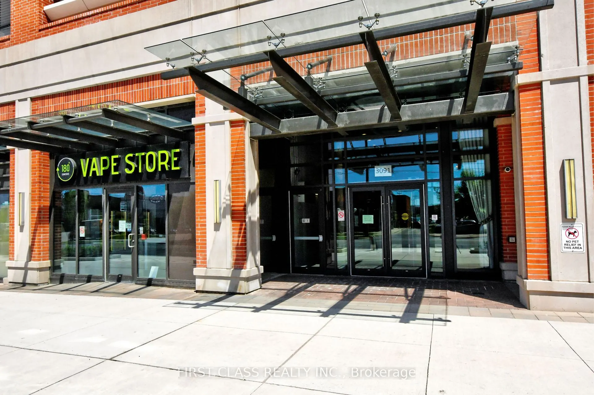 3091 Dufferin Street, #526