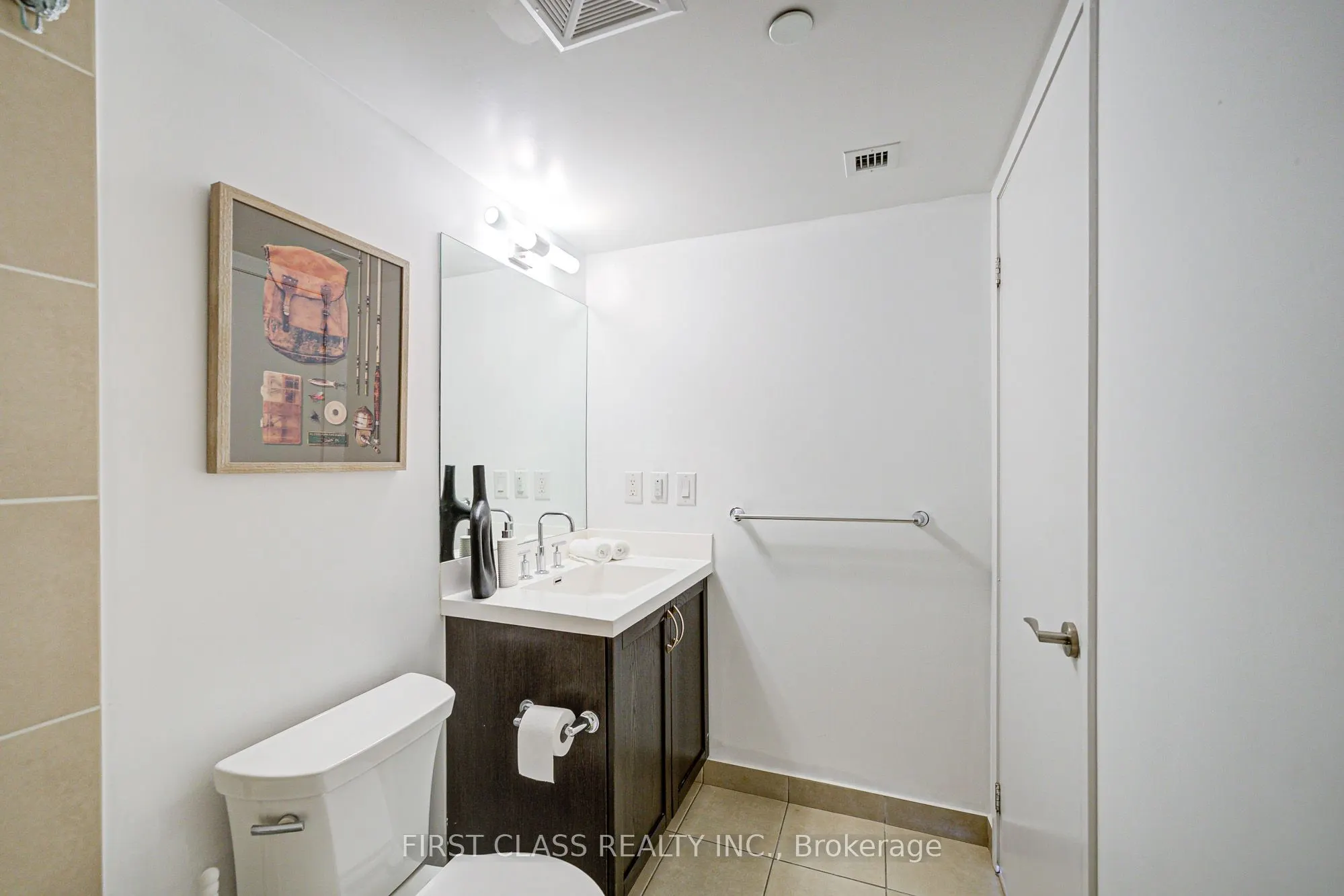 3091 Dufferin Street, #526
