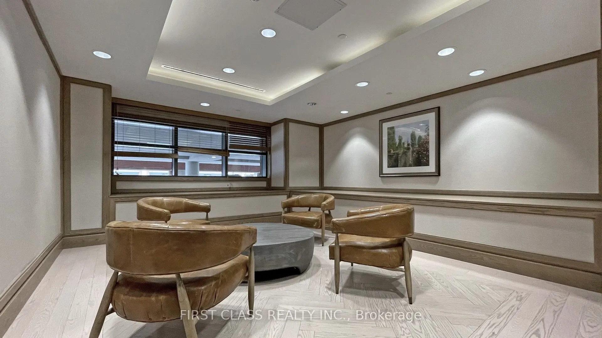 3091 Dufferin Street, #526