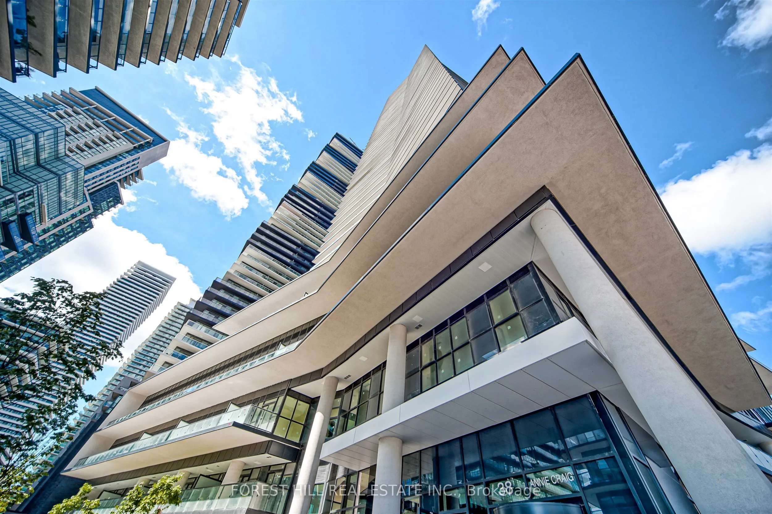 38 Annie Craig Drive, #1904