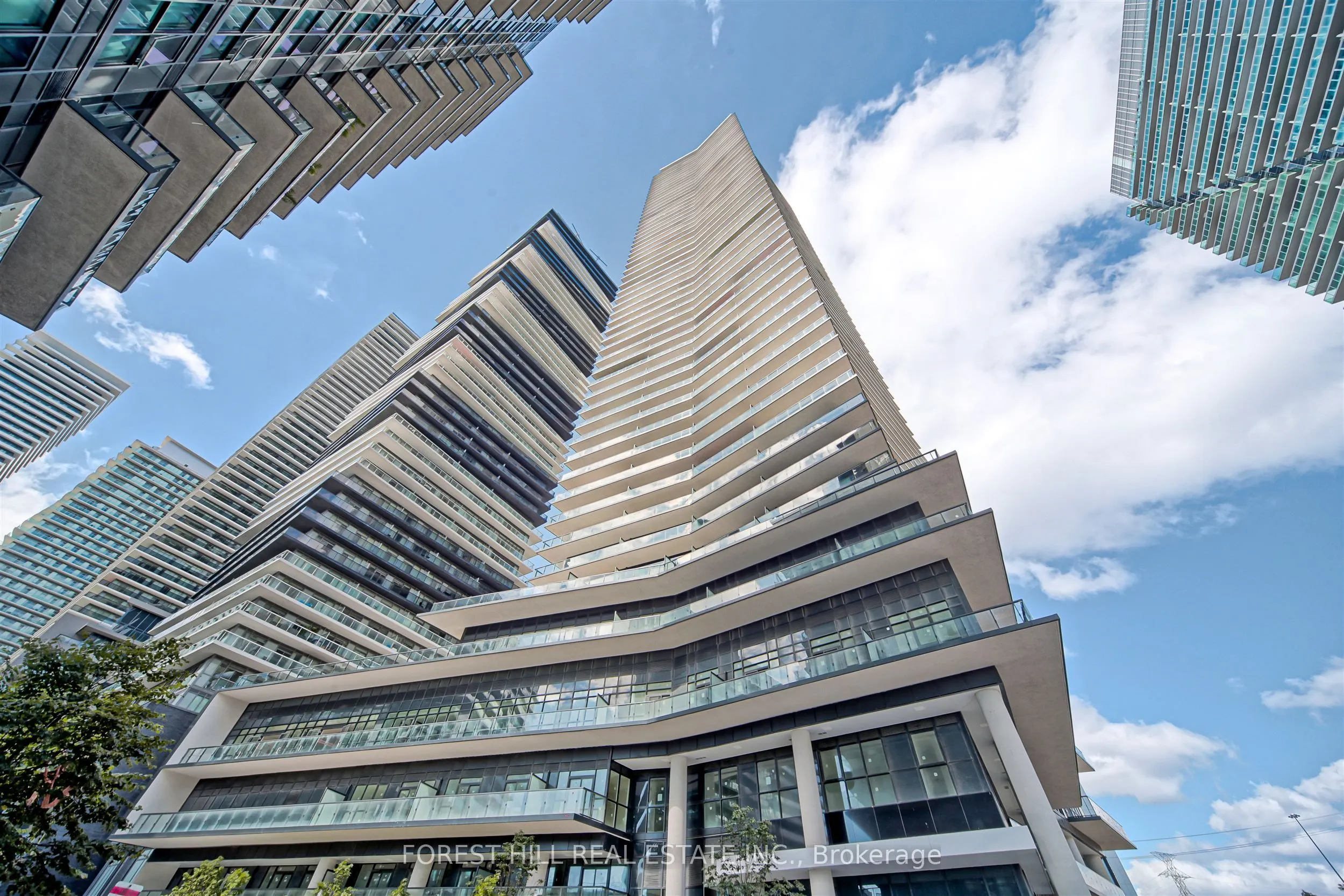38 Annie Craig Drive, #1904
