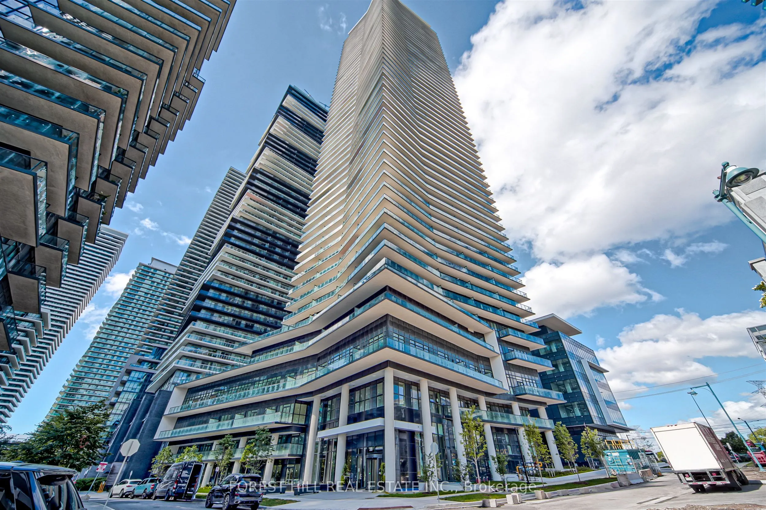 38 Annie Craig Drive, #1904