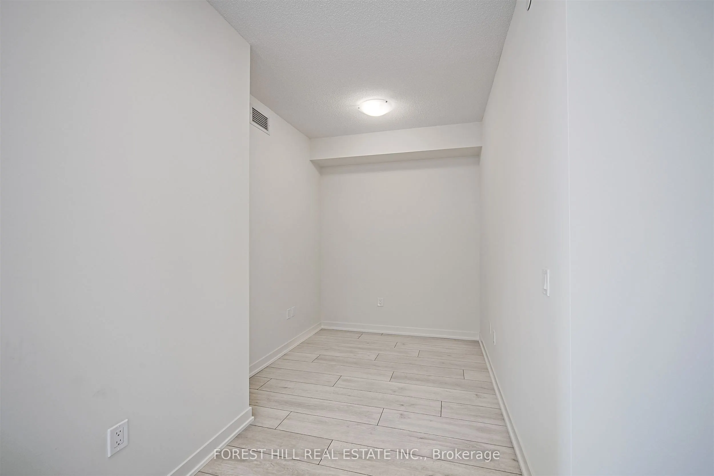 38 Annie Craig Drive, #1904