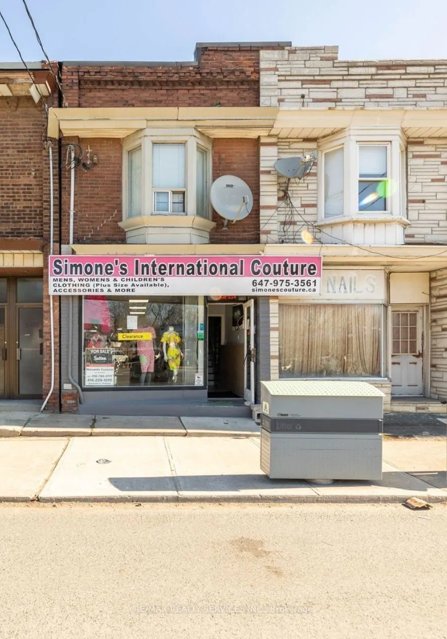 1085 Weston Road