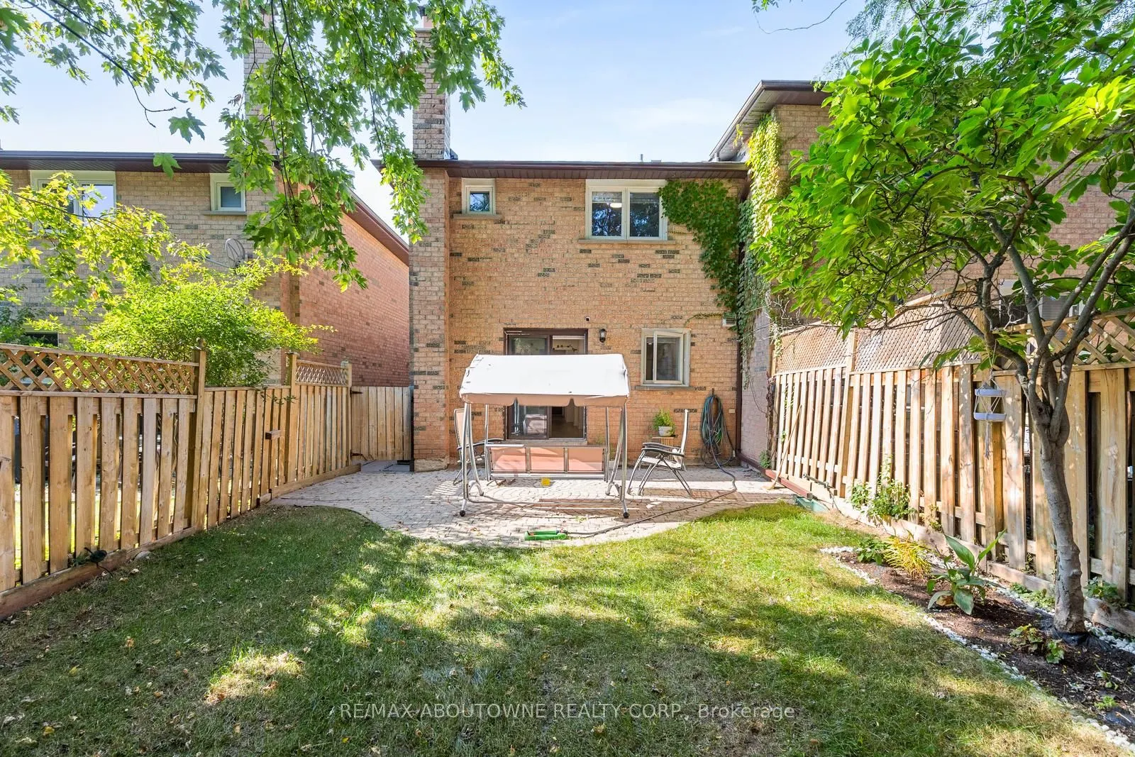 1118 Avondale Drive