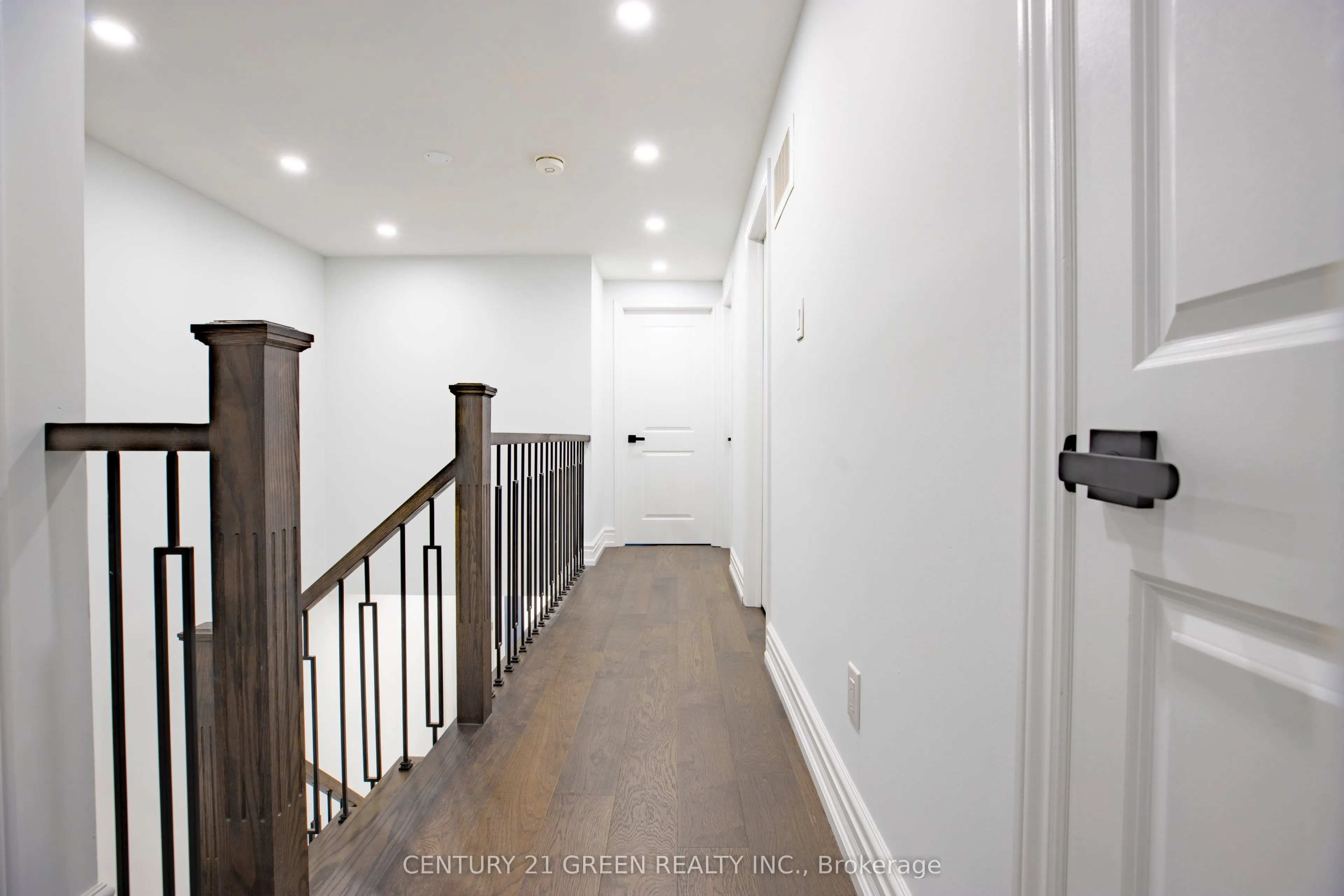 3012 Olympus Mews