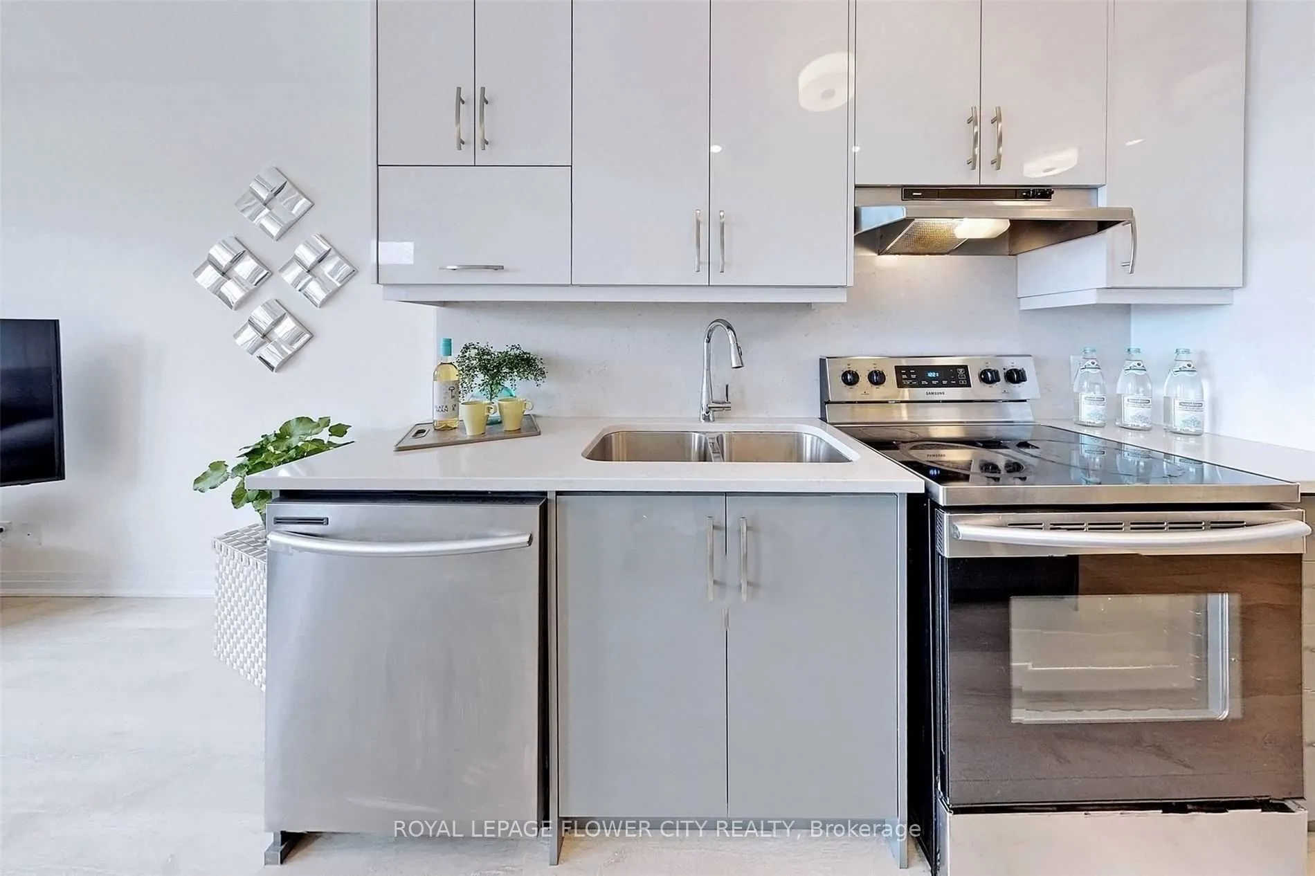 1105 Leger Way, #407