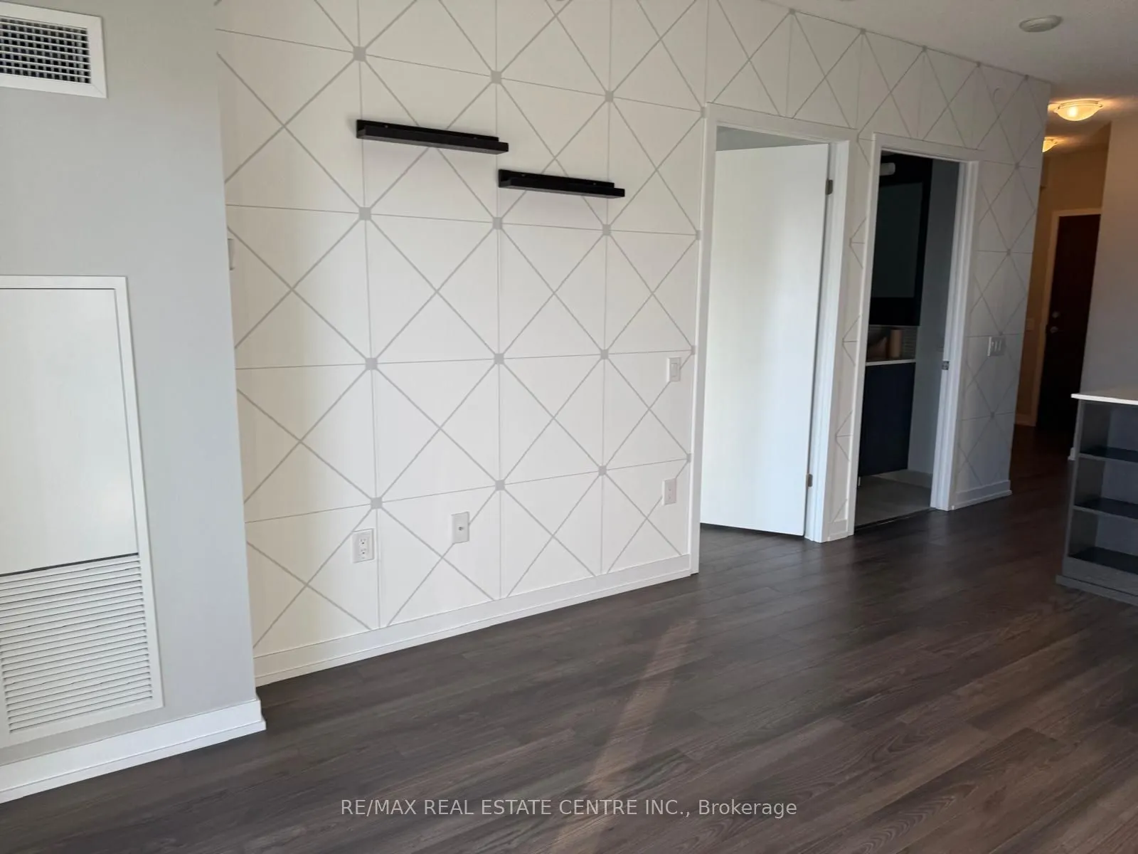 2560 Eglinton Avenue W, #2108