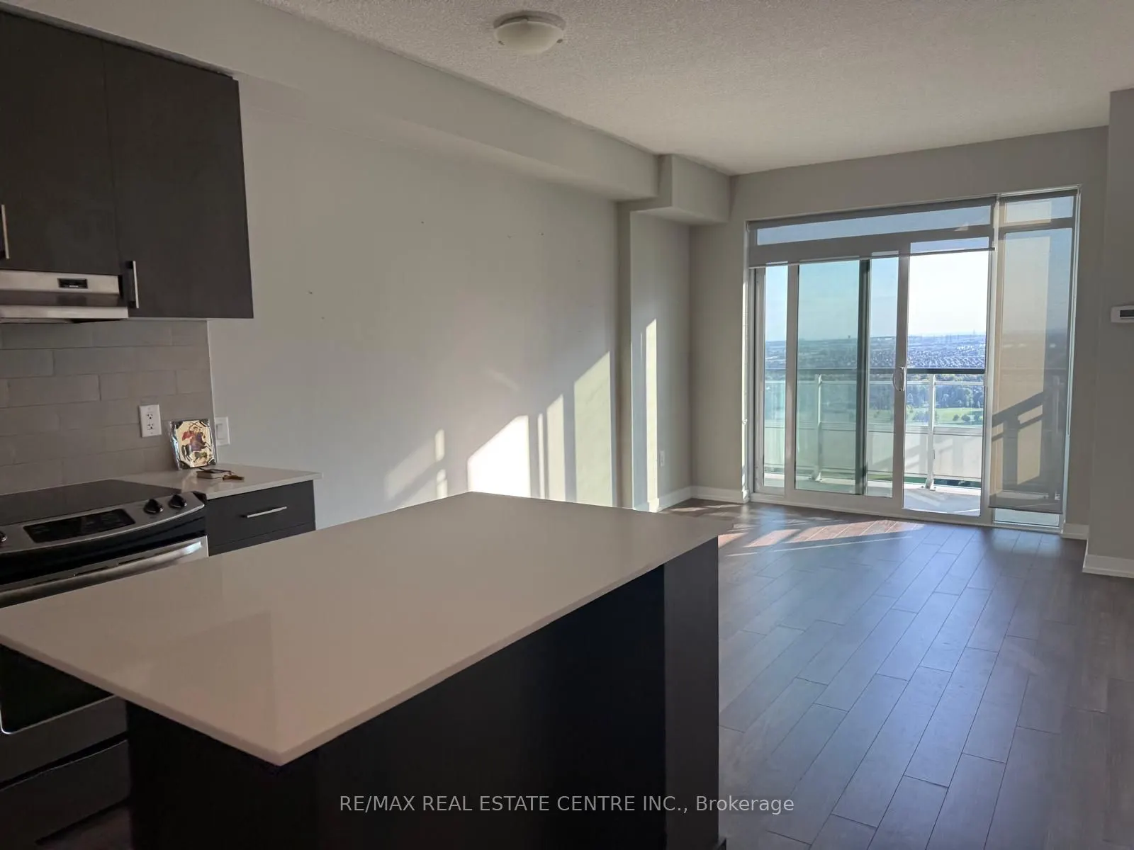 2560 Eglinton Avenue W, #2108