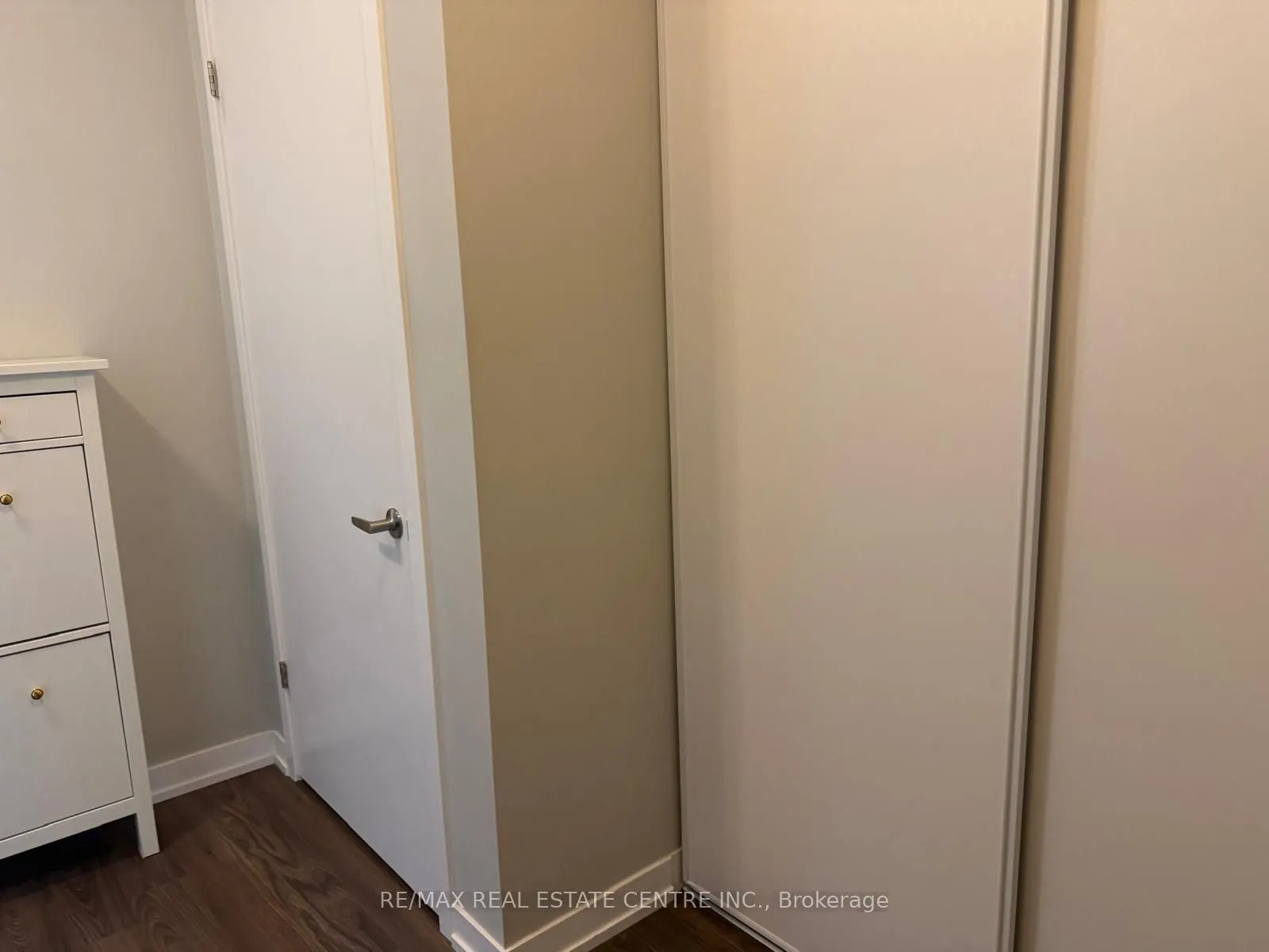2560 Eglinton Avenue W, #2108