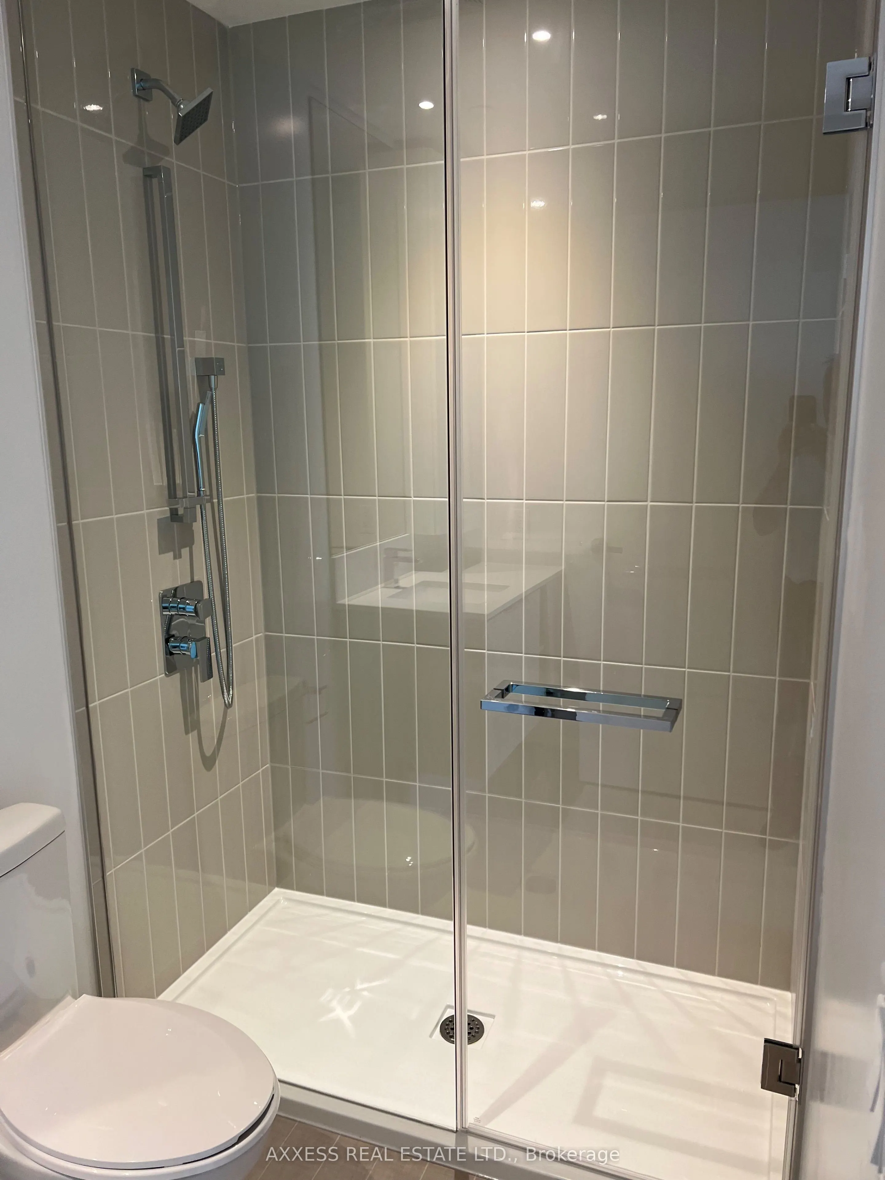 3883 Quartz Road, #305