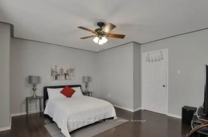 2935 Crosscurrent Drive, #Upper