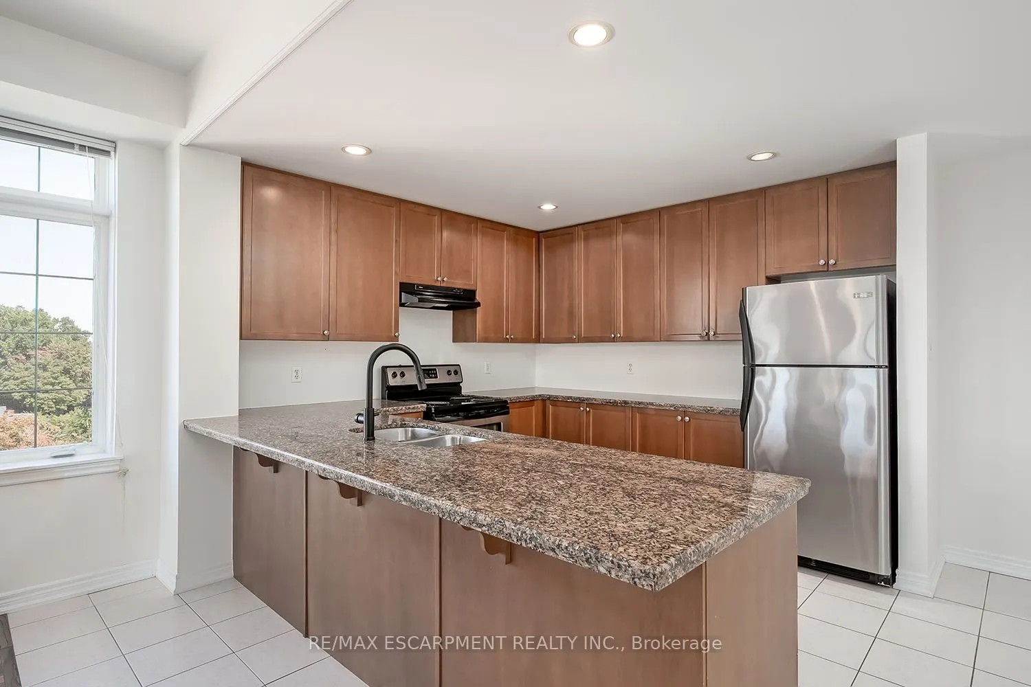 396 Plains Road E, #503