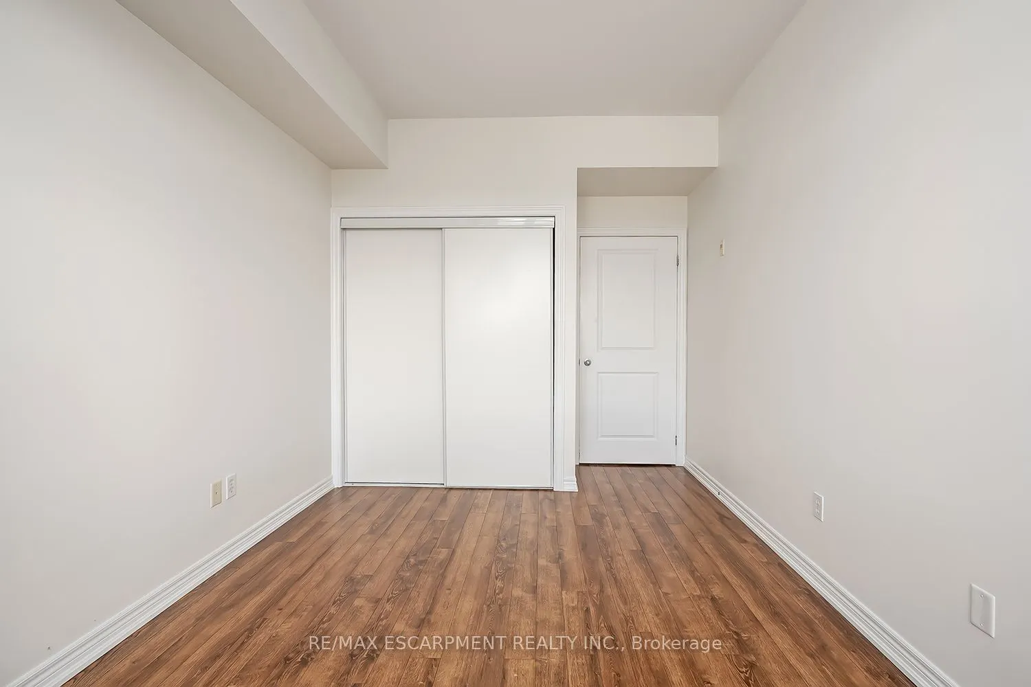 396 Plains Road E, #503