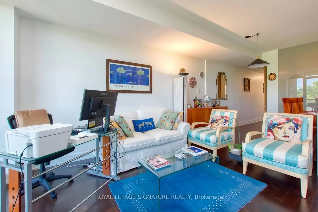 1638 Bloor Street W, #412