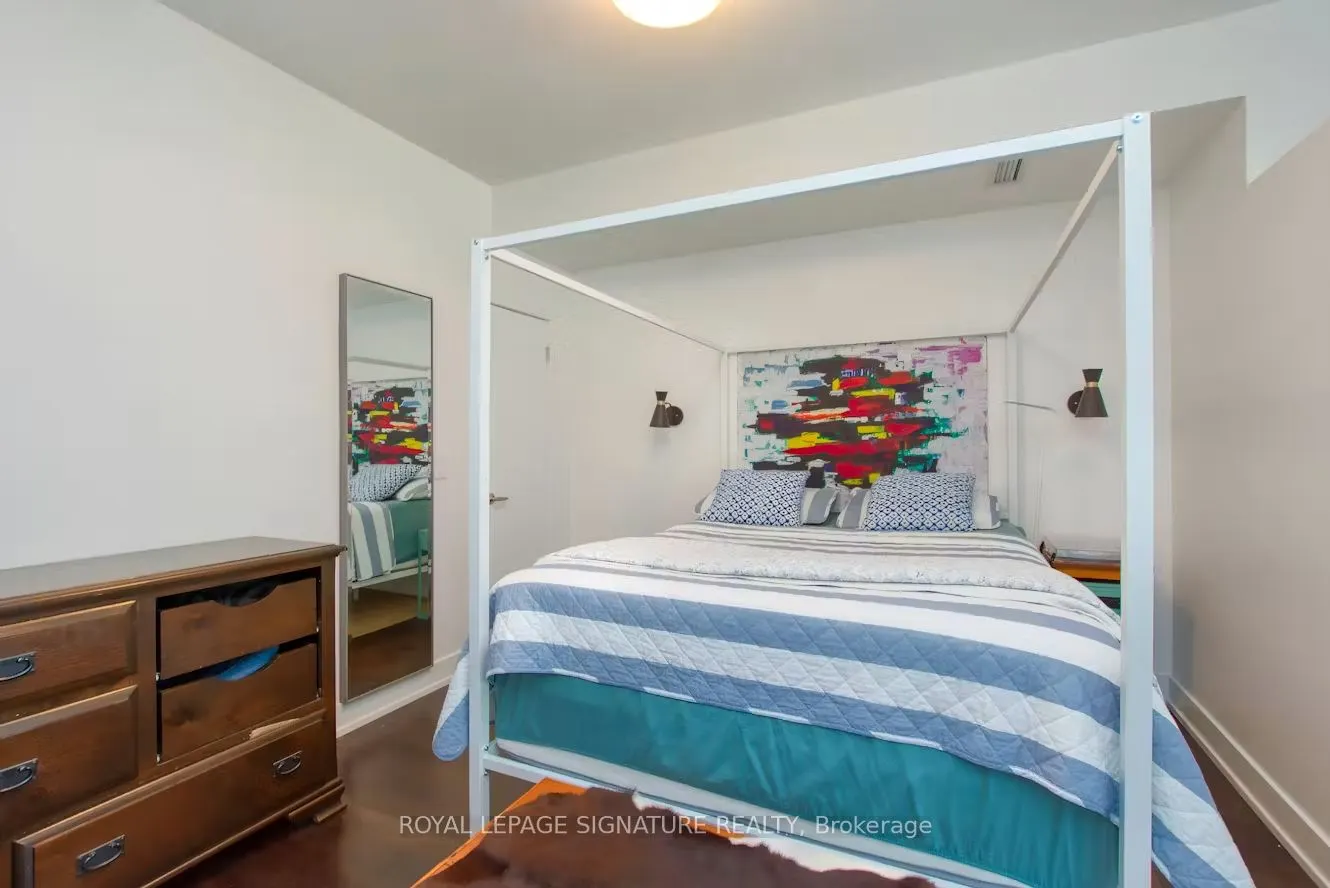 1638 Bloor Street W, #412