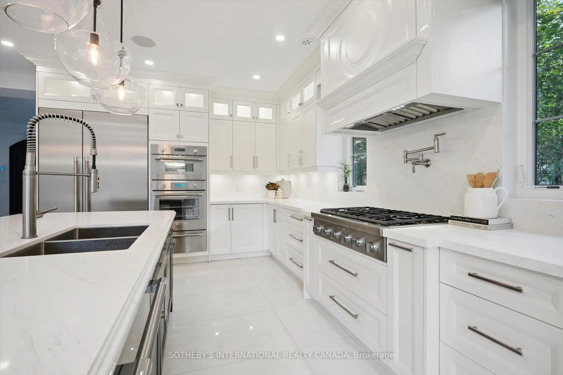 452 Rothesay Place