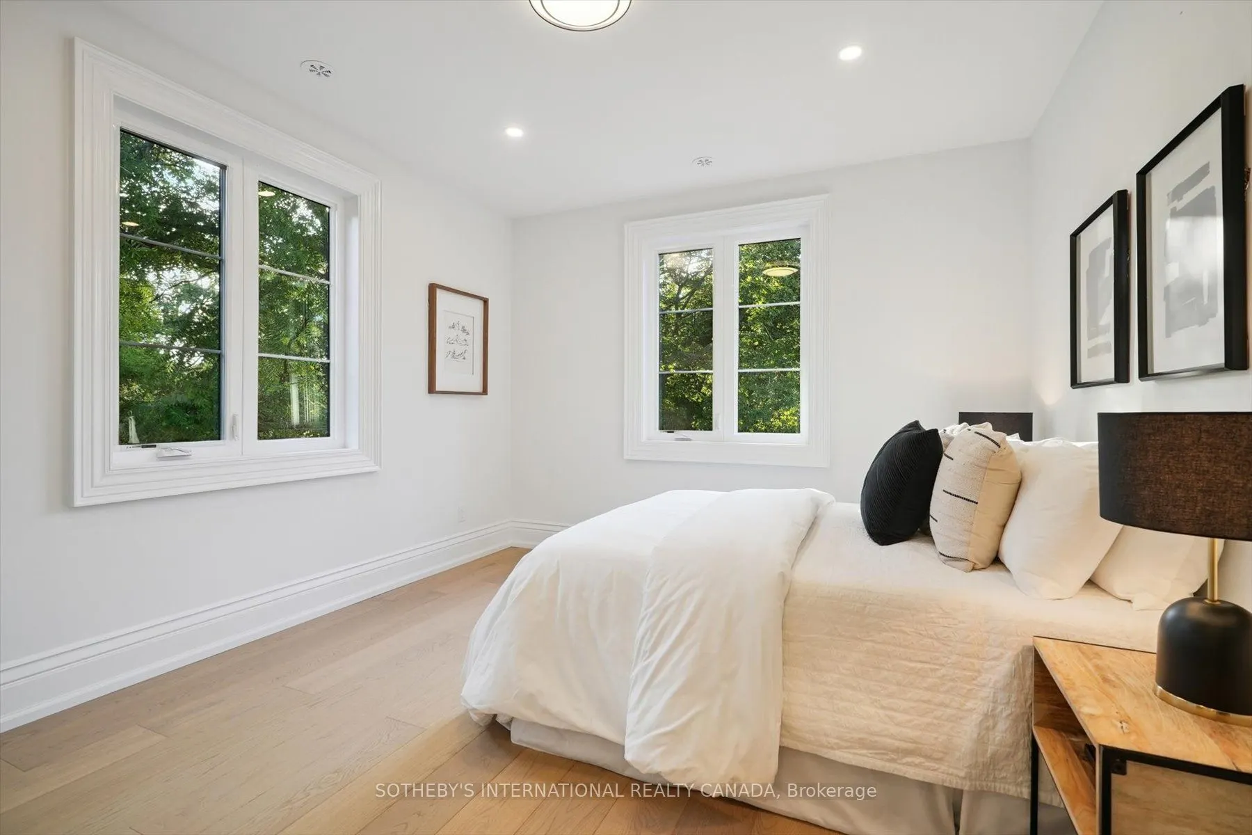 452 Rothesay Place