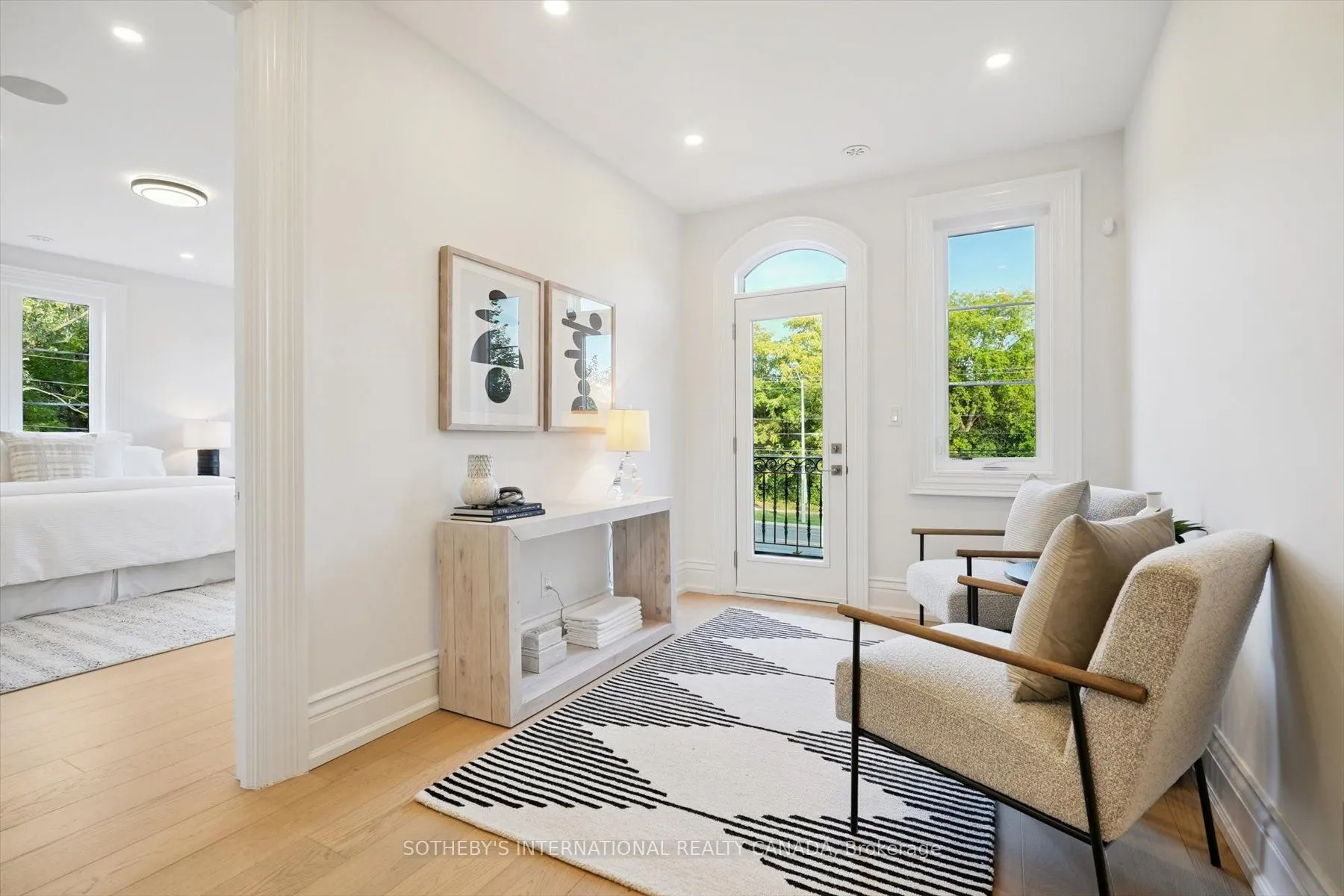 452 Rothesay Place