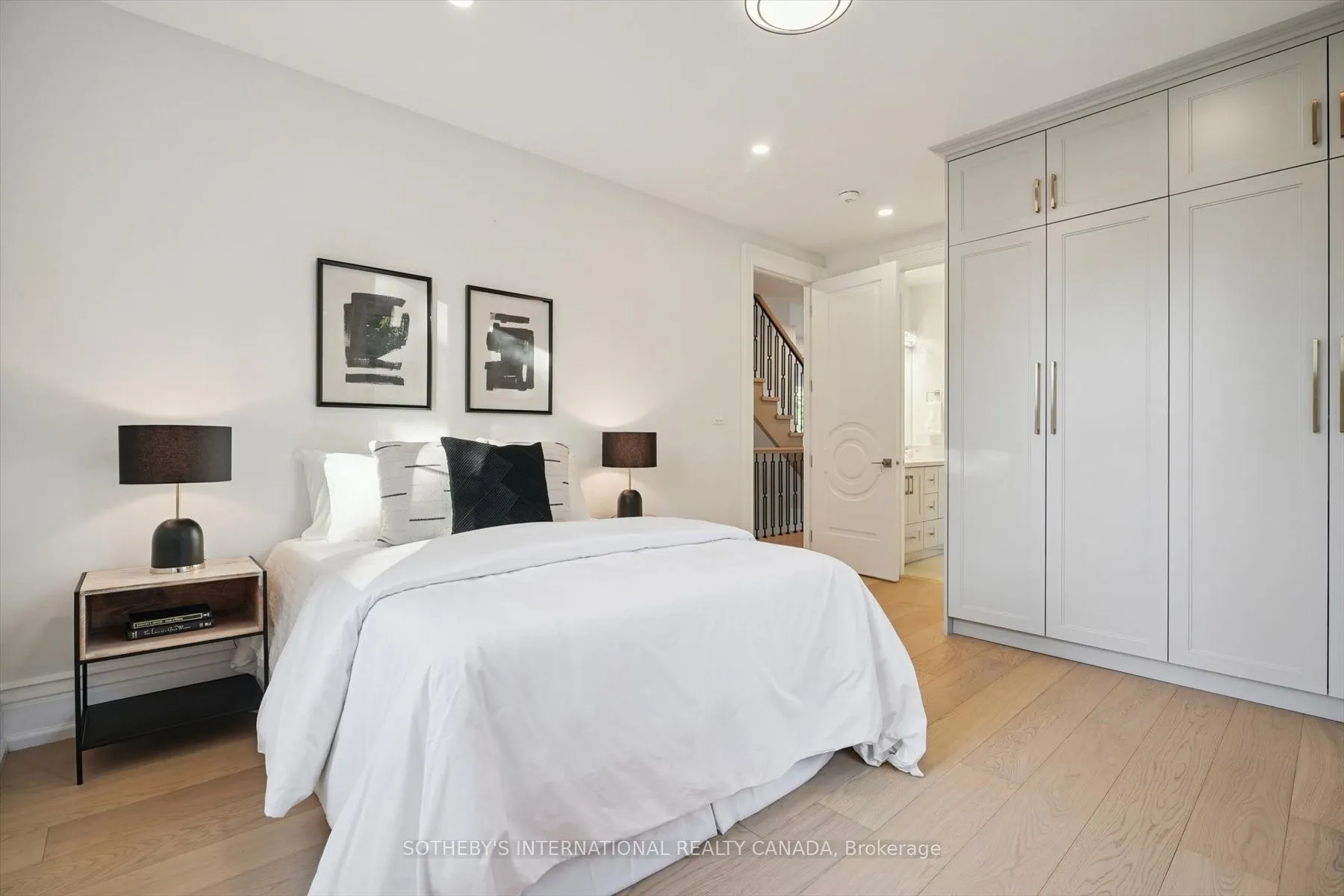452 Rothesay Place