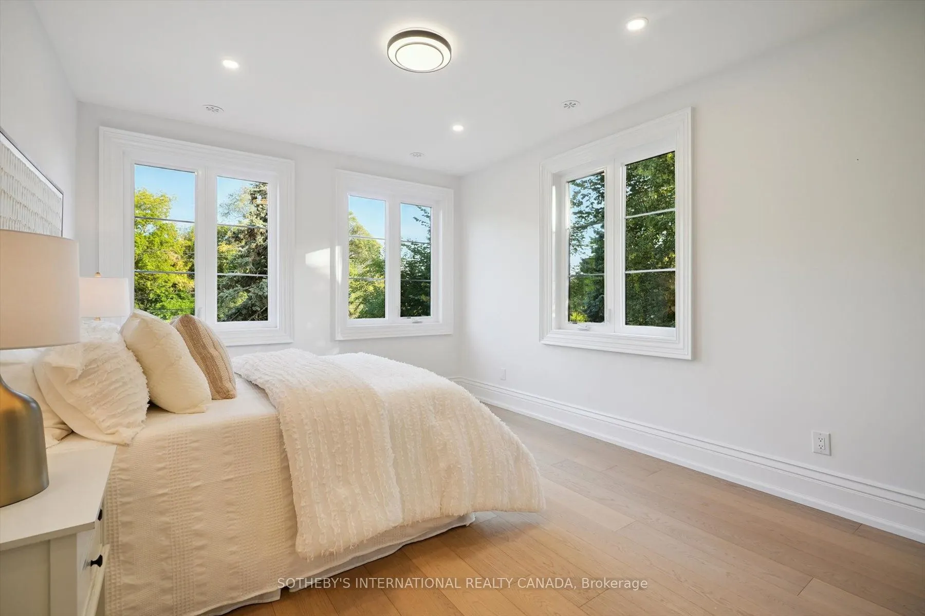 452 Rothesay Place