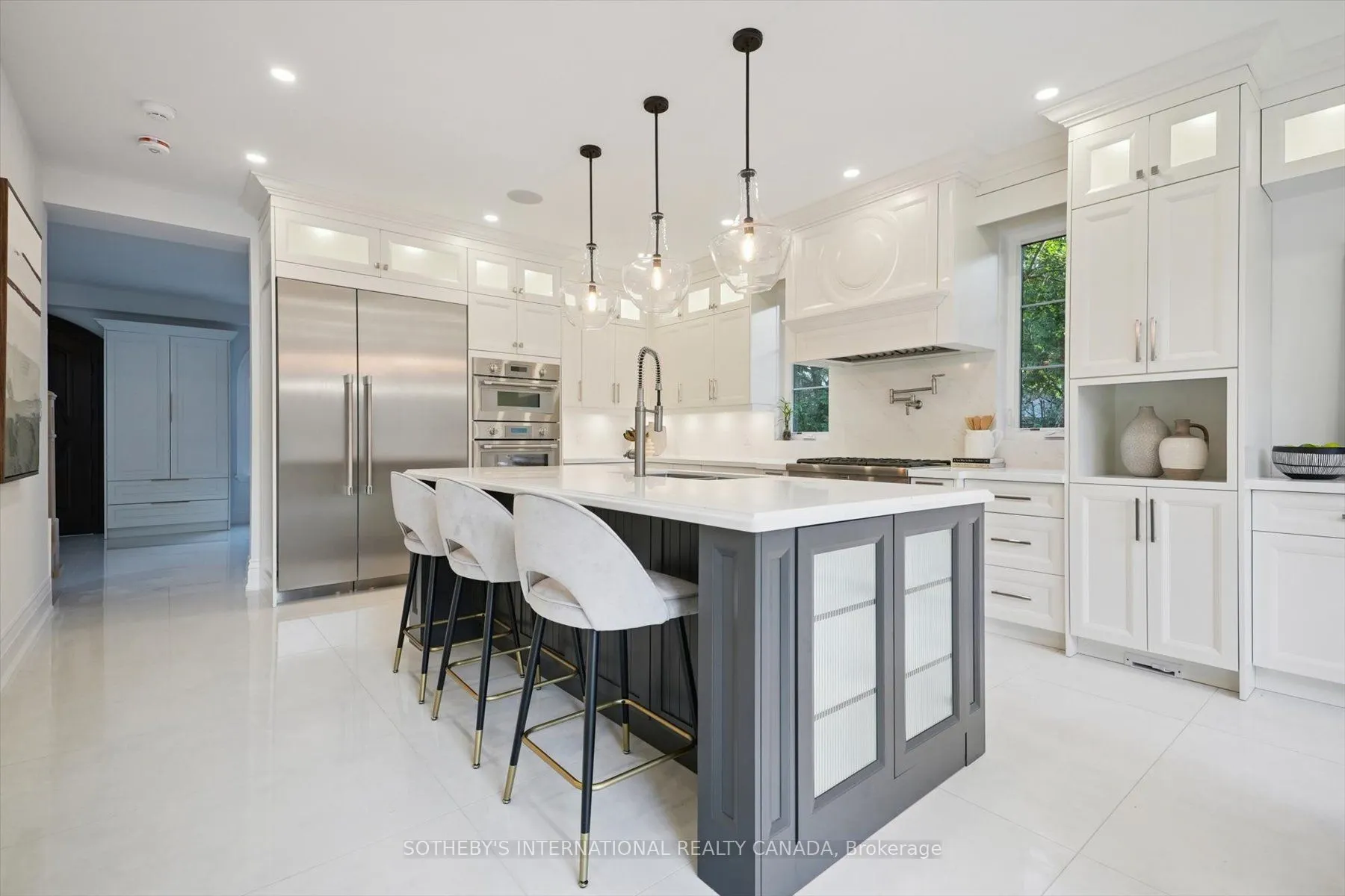 452 Rothesay Place