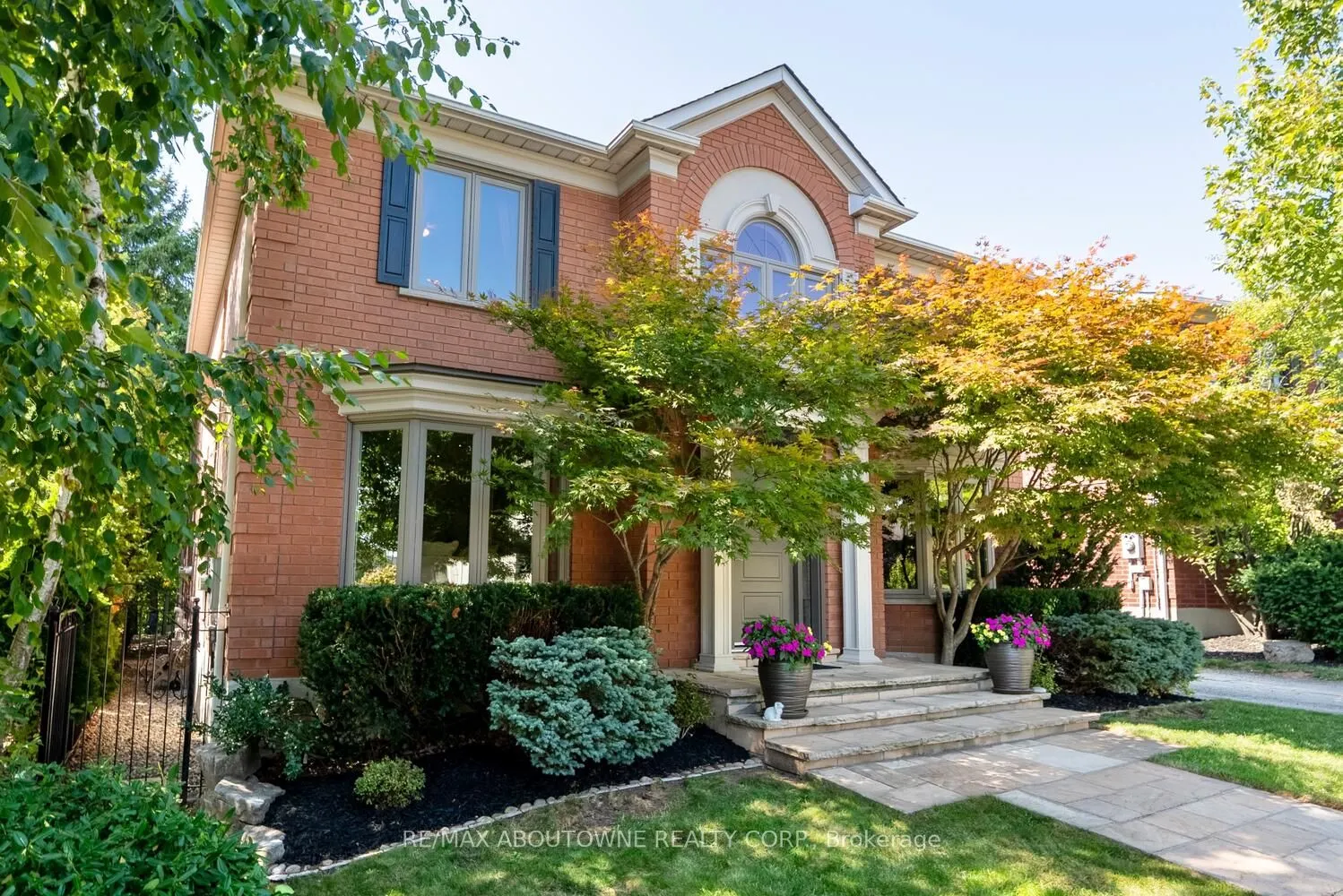 11 Morrison Creek Crescent