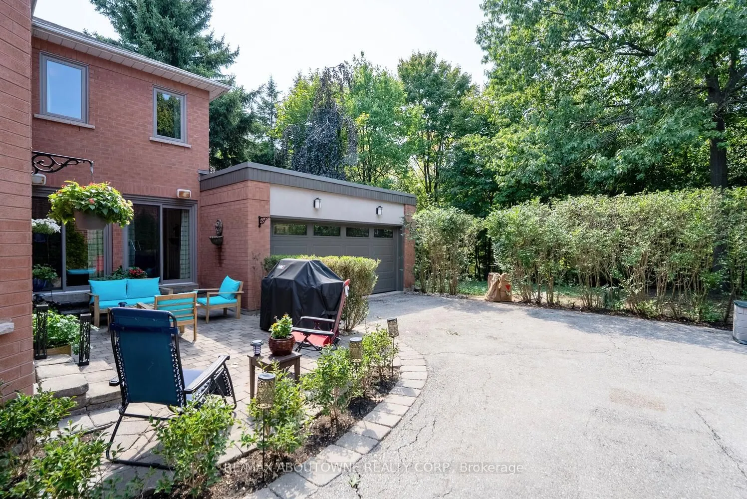 11 Morrison Creek Crescent