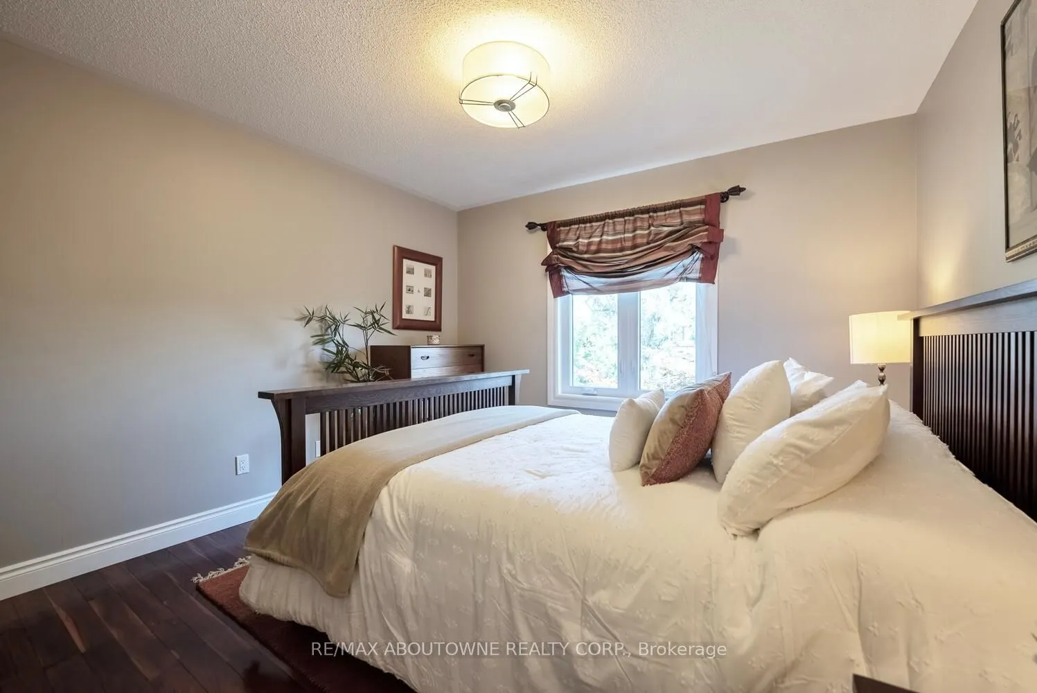 11 Morrison Creek Crescent