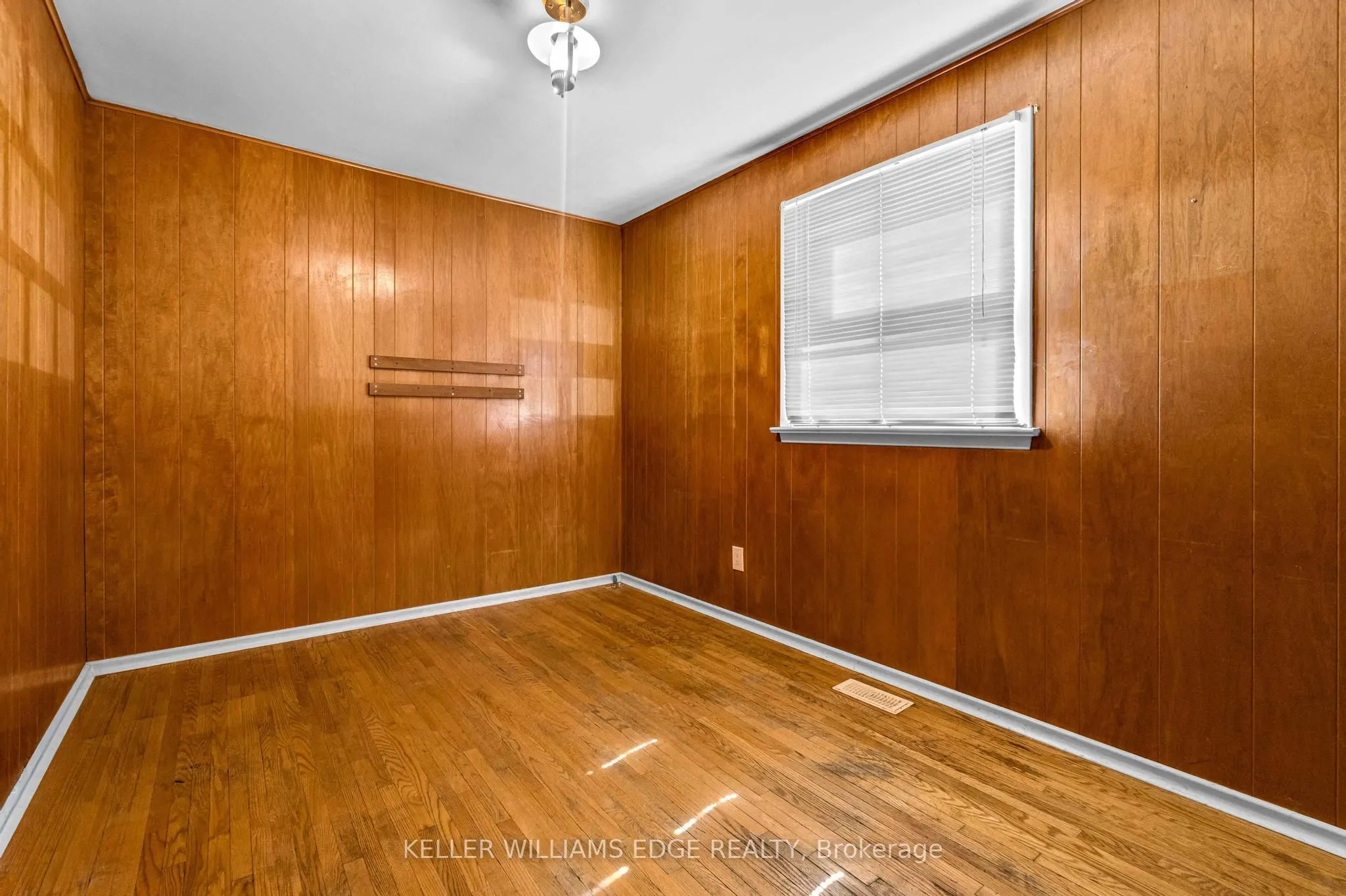 1 Alderway Avenue