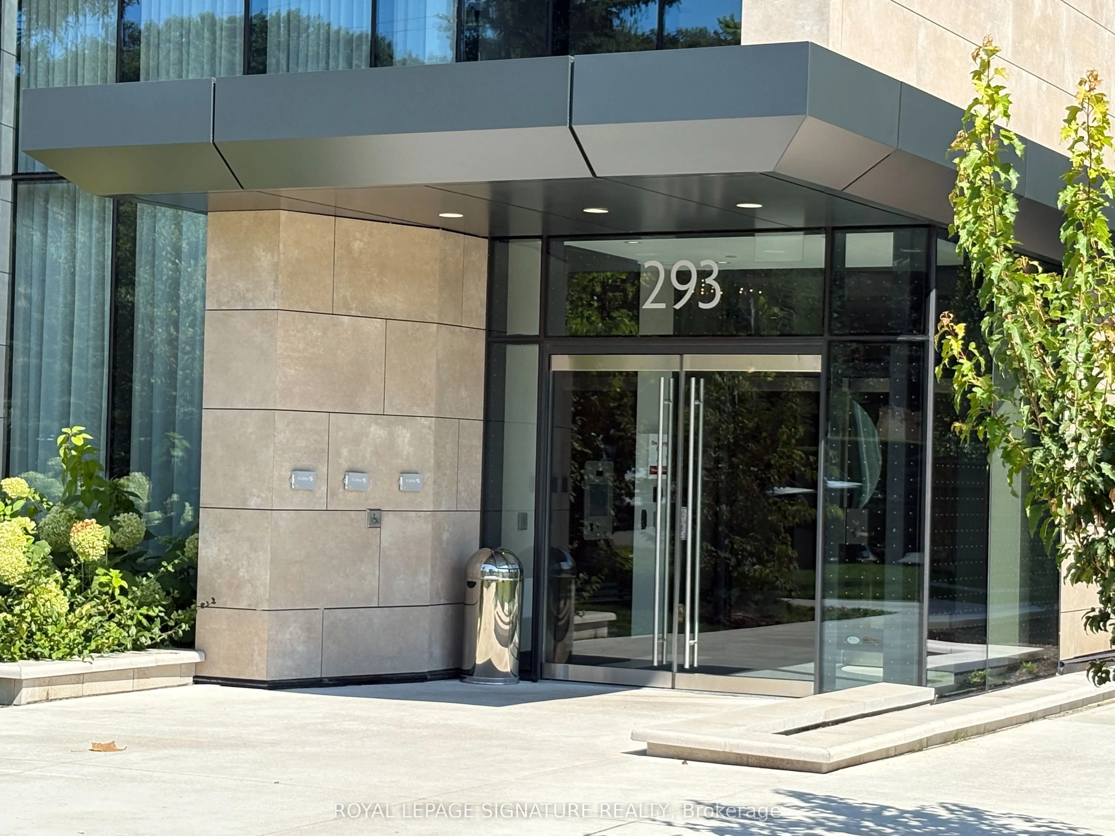 293 The Kingsway, #109