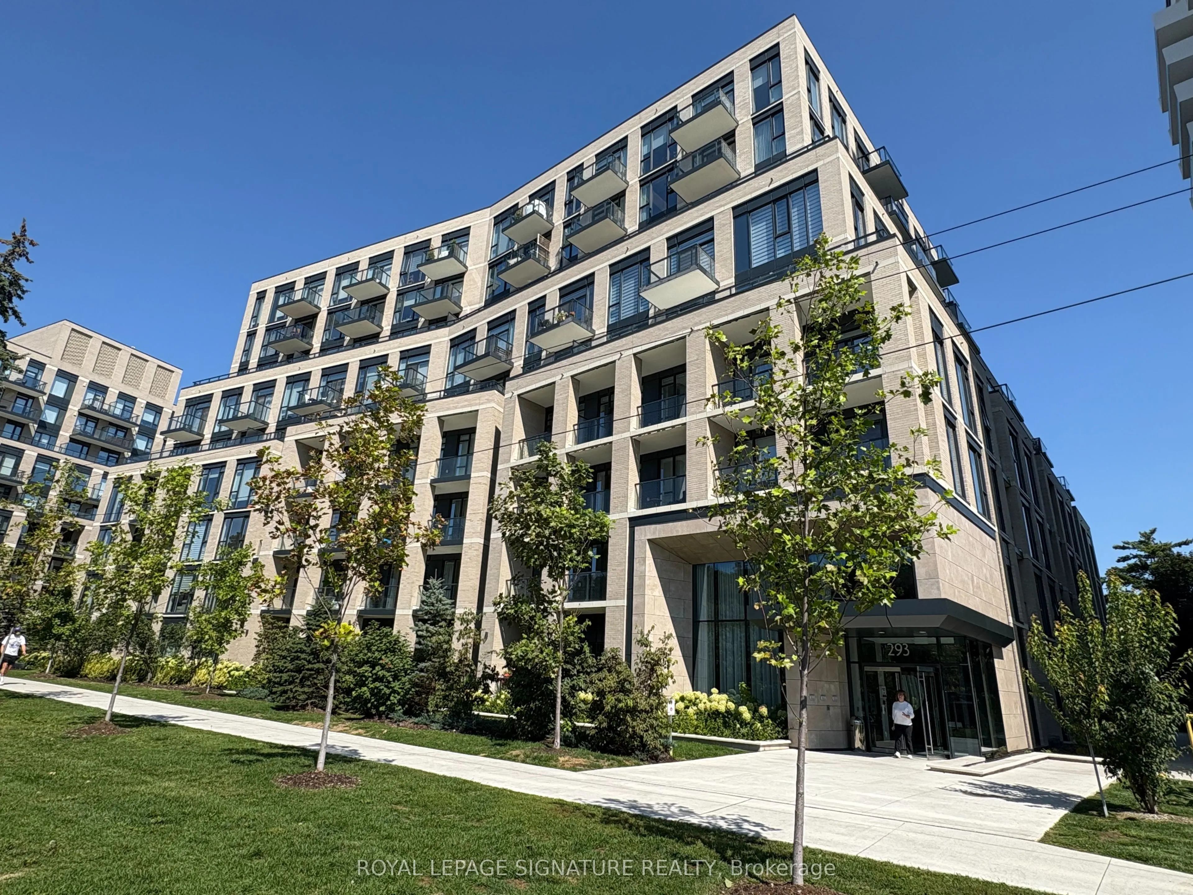 293 The Kingsway, #109