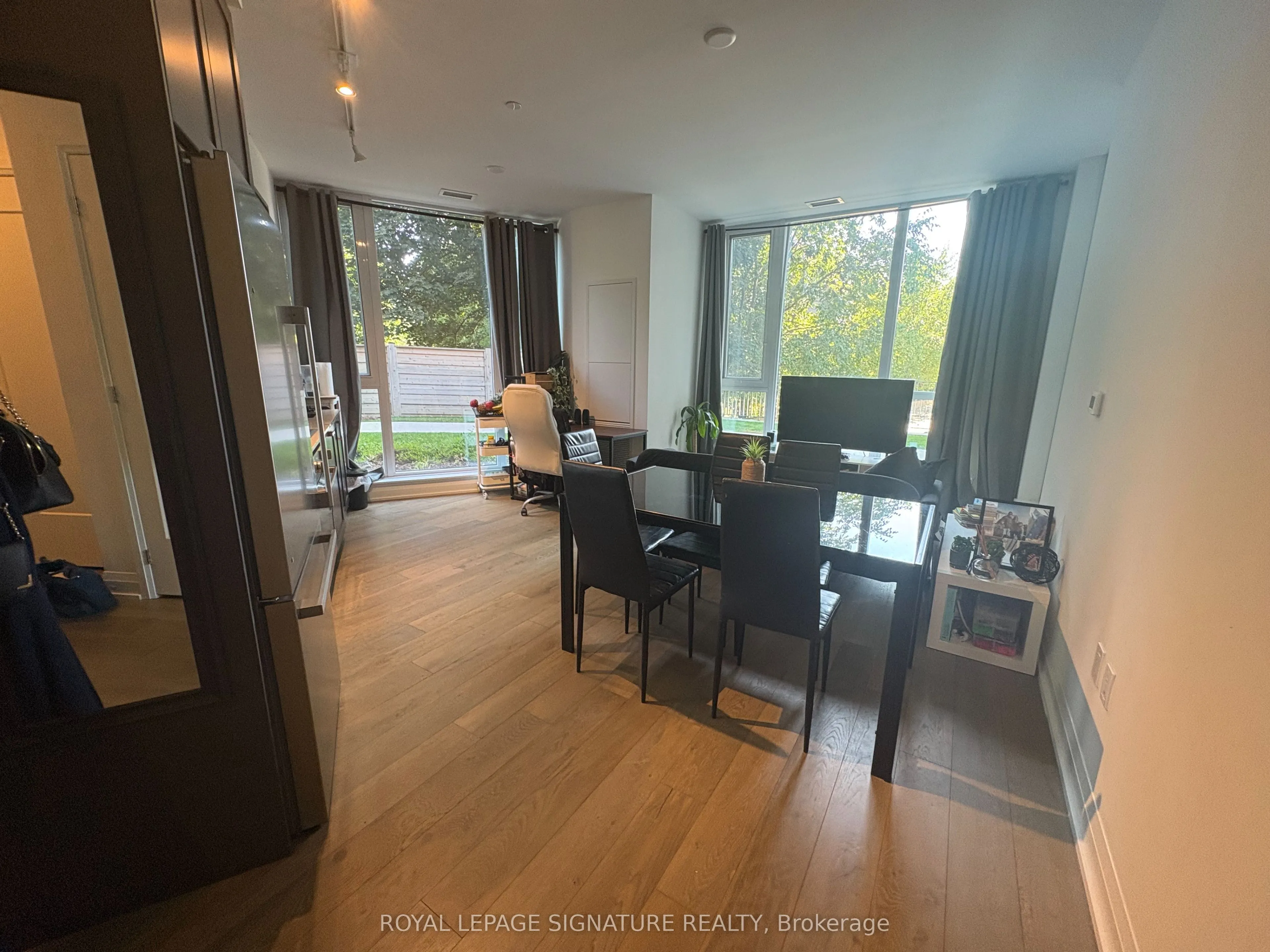 293 The Kingsway, #109