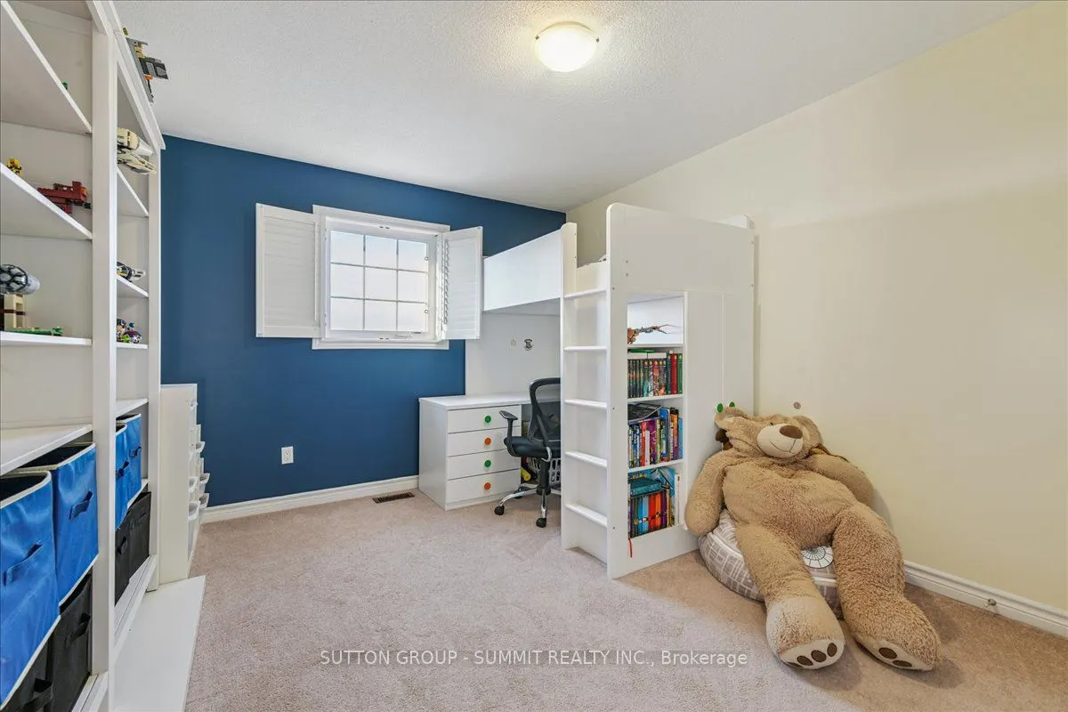 242 Andrews Trail