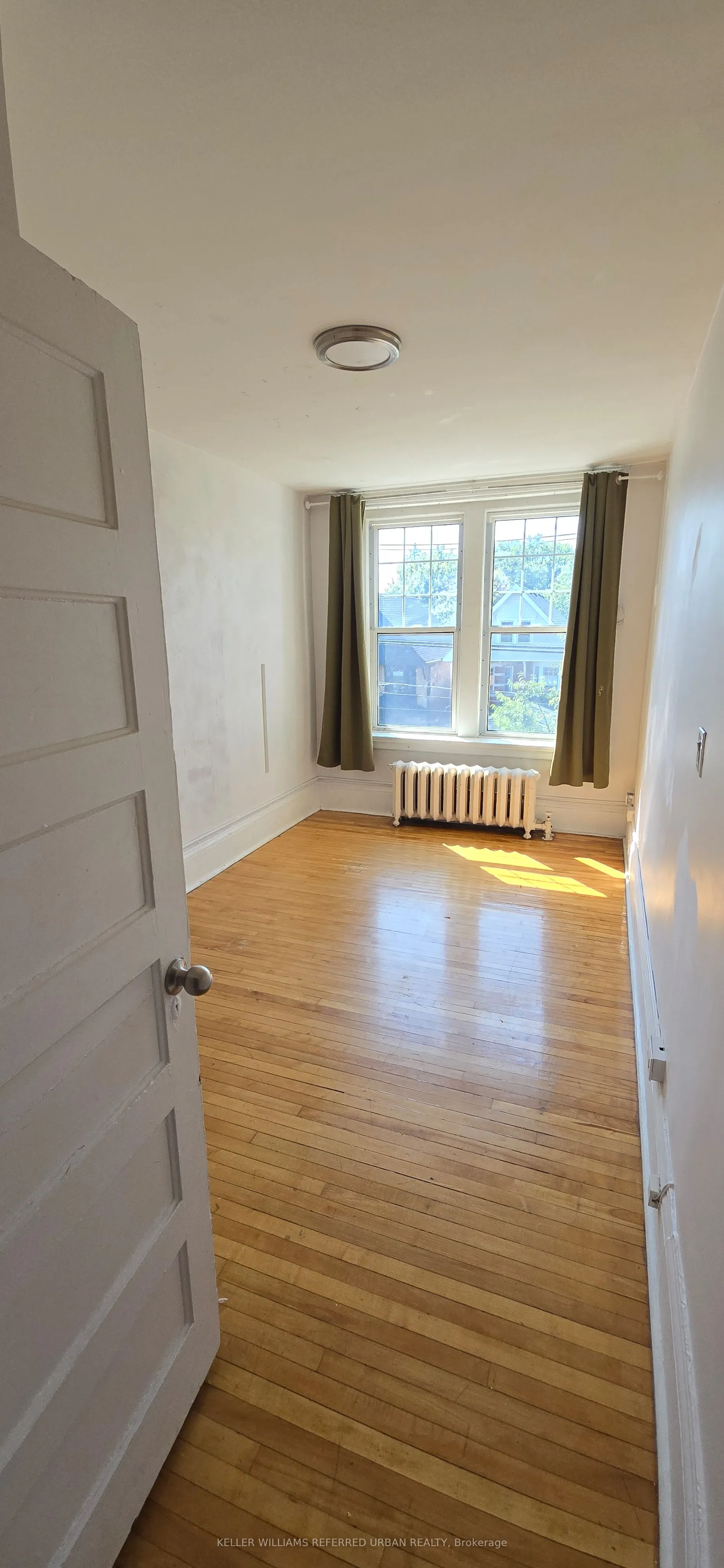 293 Roncesvalles Avenue, #3